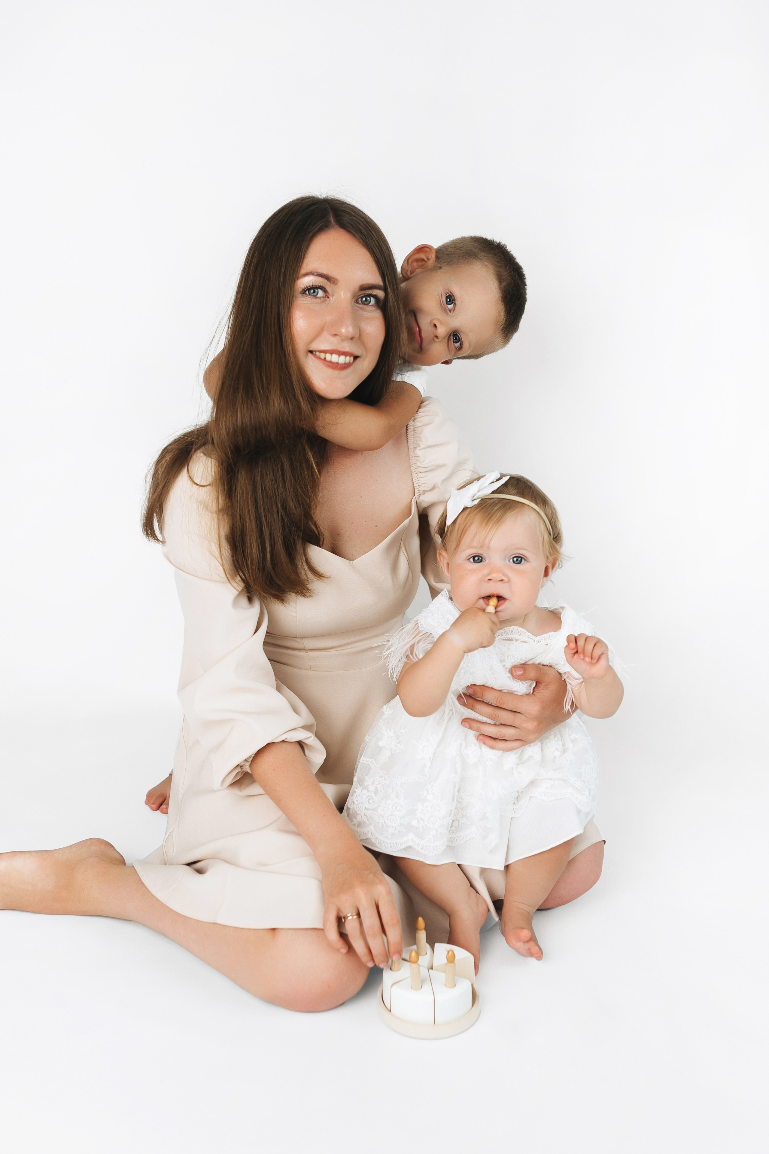 Семейные фото на годиках. Фотограф новорожденных Серпухов, Протвино, Москва I Марина Бурмистрова