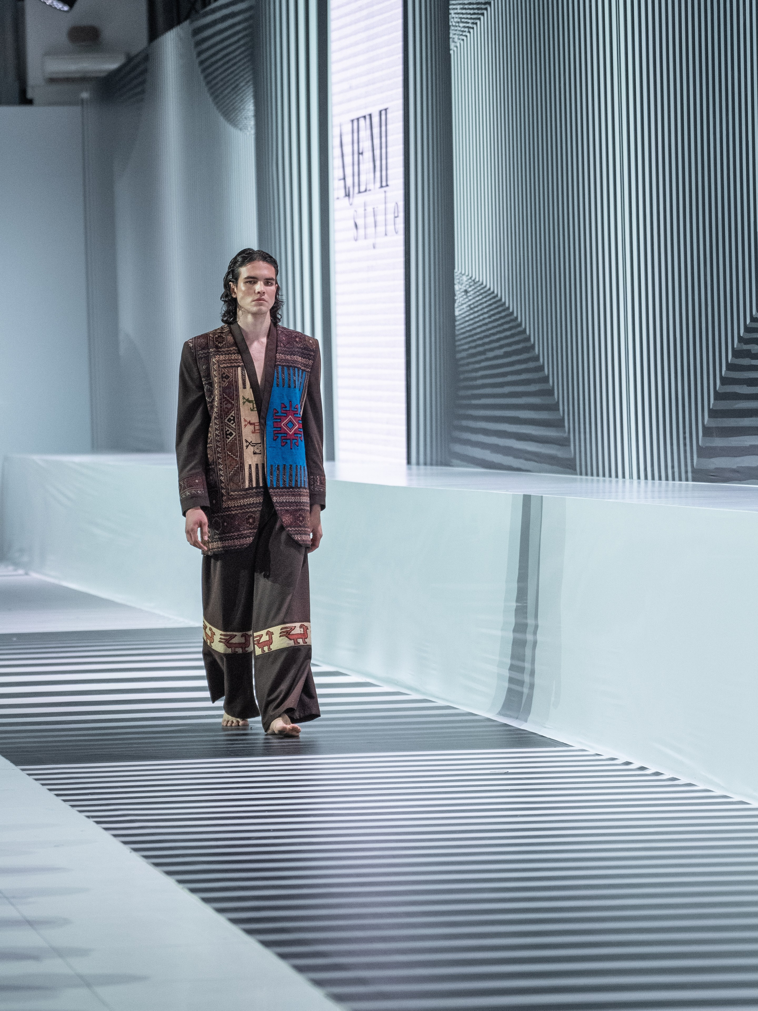 AJEMI STYLE. Сайт Алматинского НЮ АРТ, будуар и фэшн фотографа Дениса Карпенко