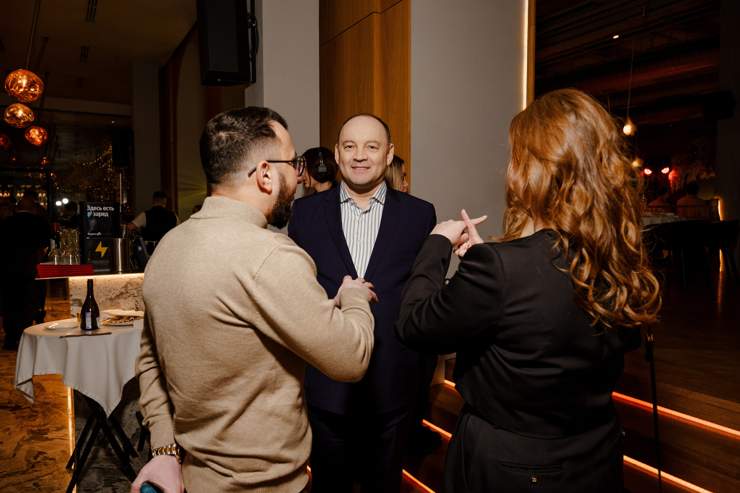 Литературный вечер «Libra». Репортажный фотограф в Москве Саша Дружинина