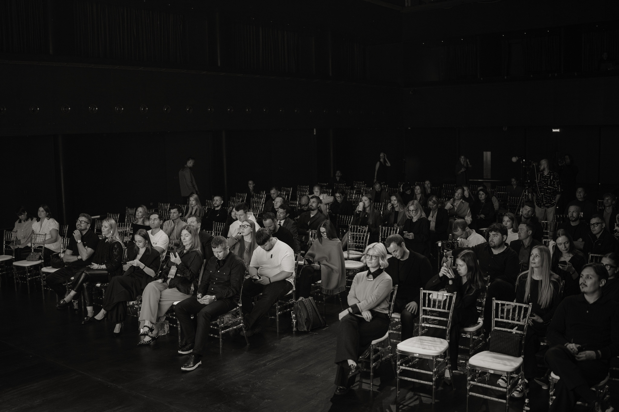 Фотограф репортажный на конференцию/форум в Москве. Репортажный фотограф в Москве Саша Дружинина