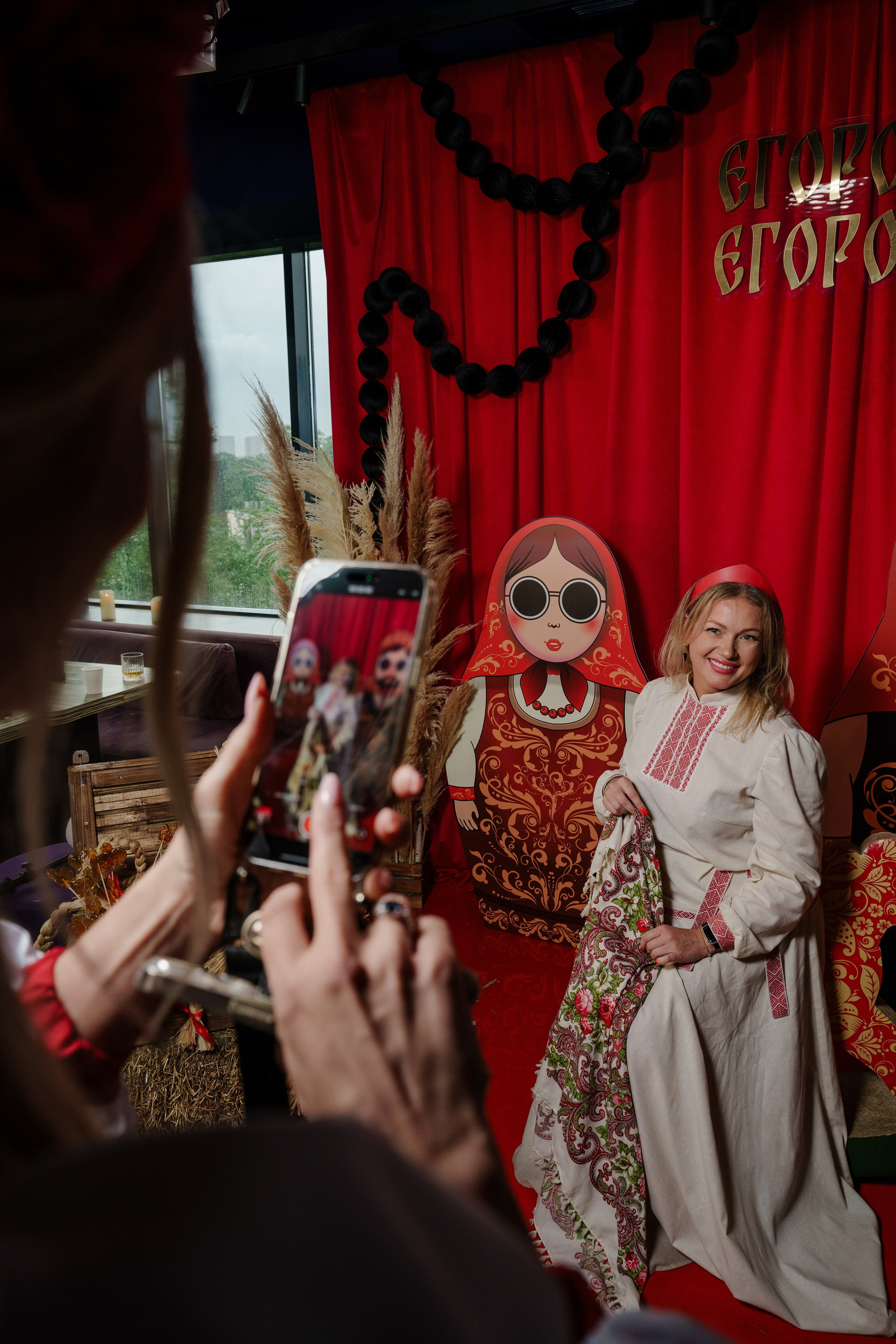 Гендер пати в славянском стиле. Репортажный фотограф в Москве Саша Дружинина