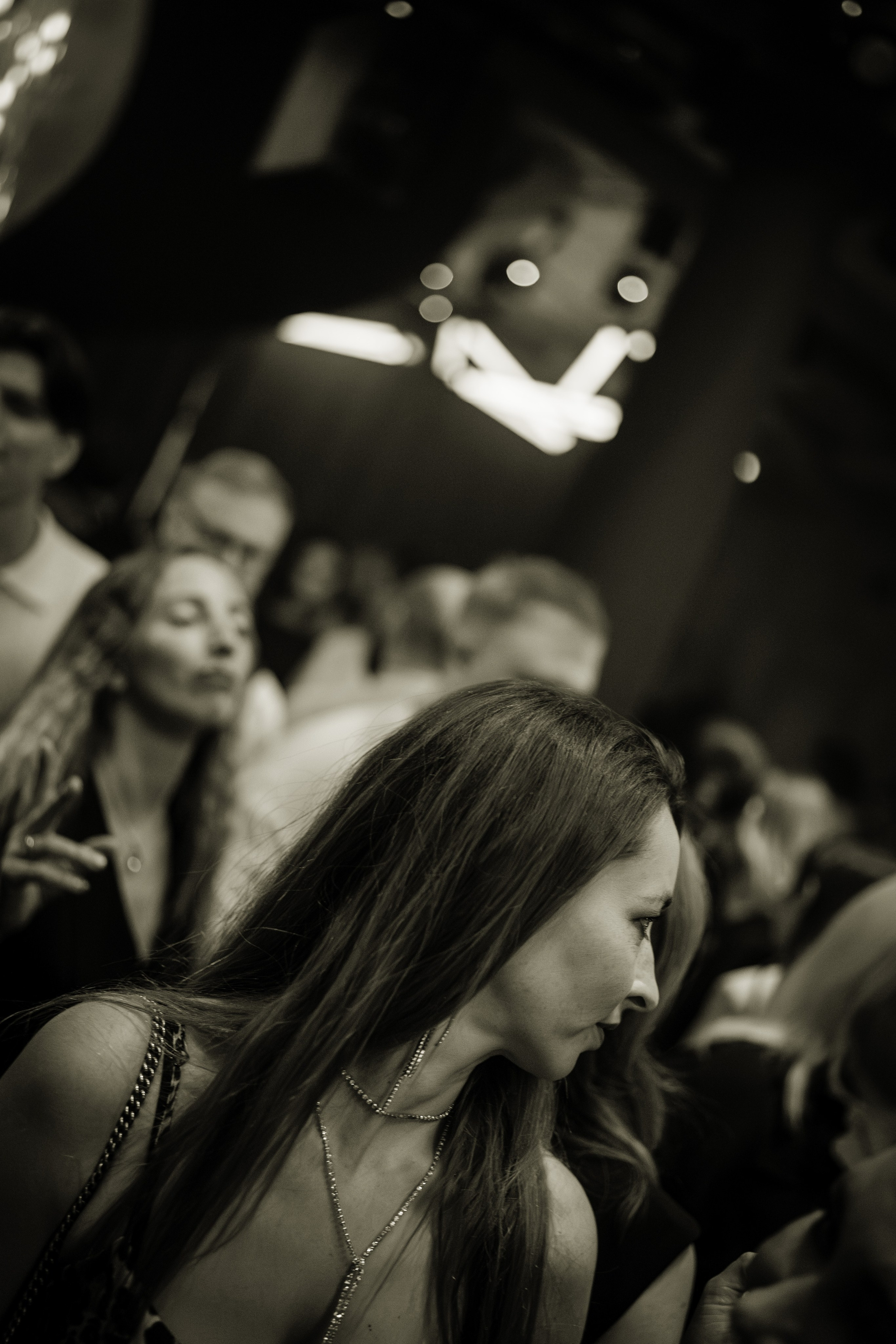 Вечеринка OSNOVATELI.LIVE репортажный фотограф Саша Дружинина. Репортажный фотограф в Москве Саша Дружинина