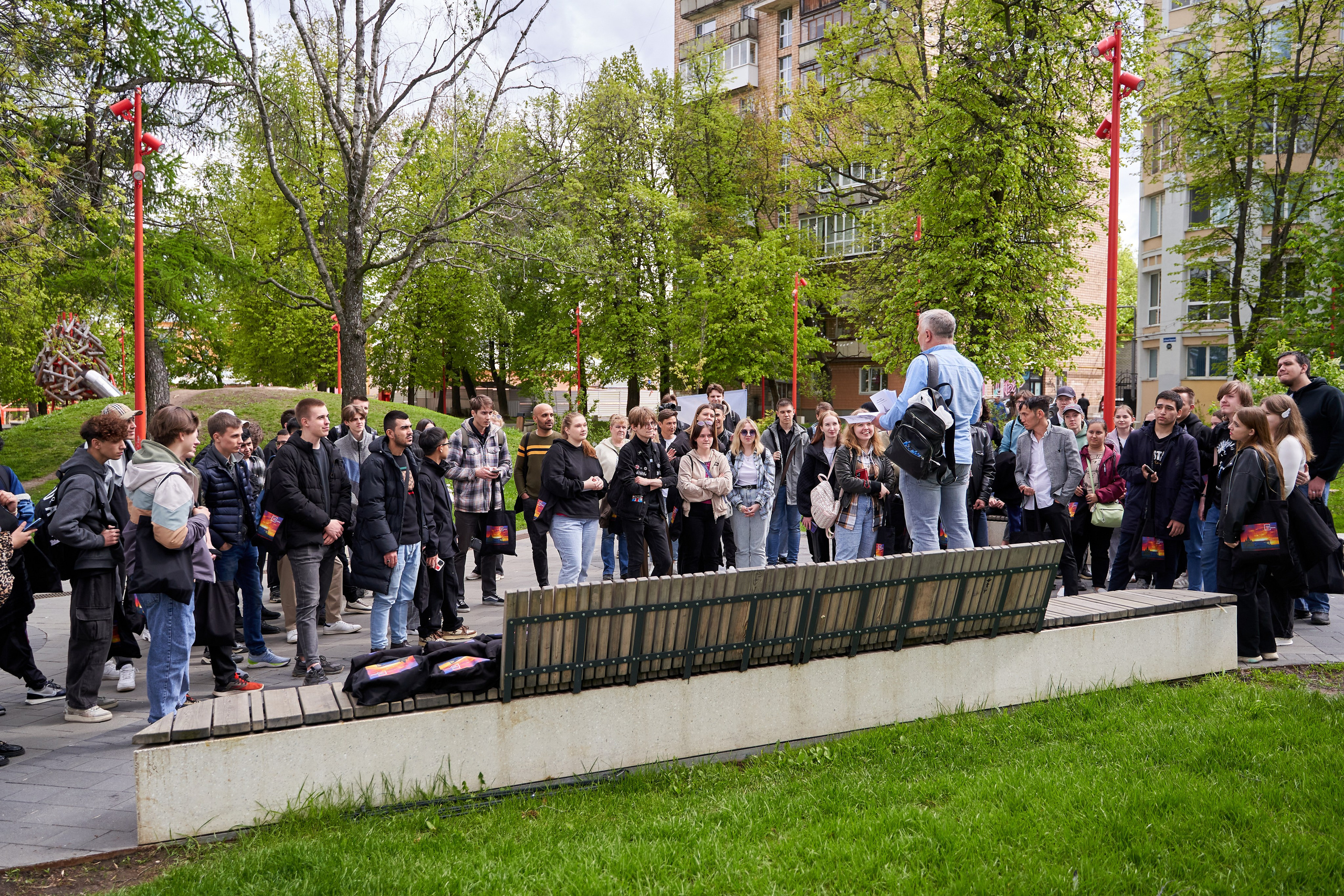 Городской квест в рамках регионального фестиваля «Учись без границ». Репортажный фотограф Вилянов Евгений. Нижний Новгород