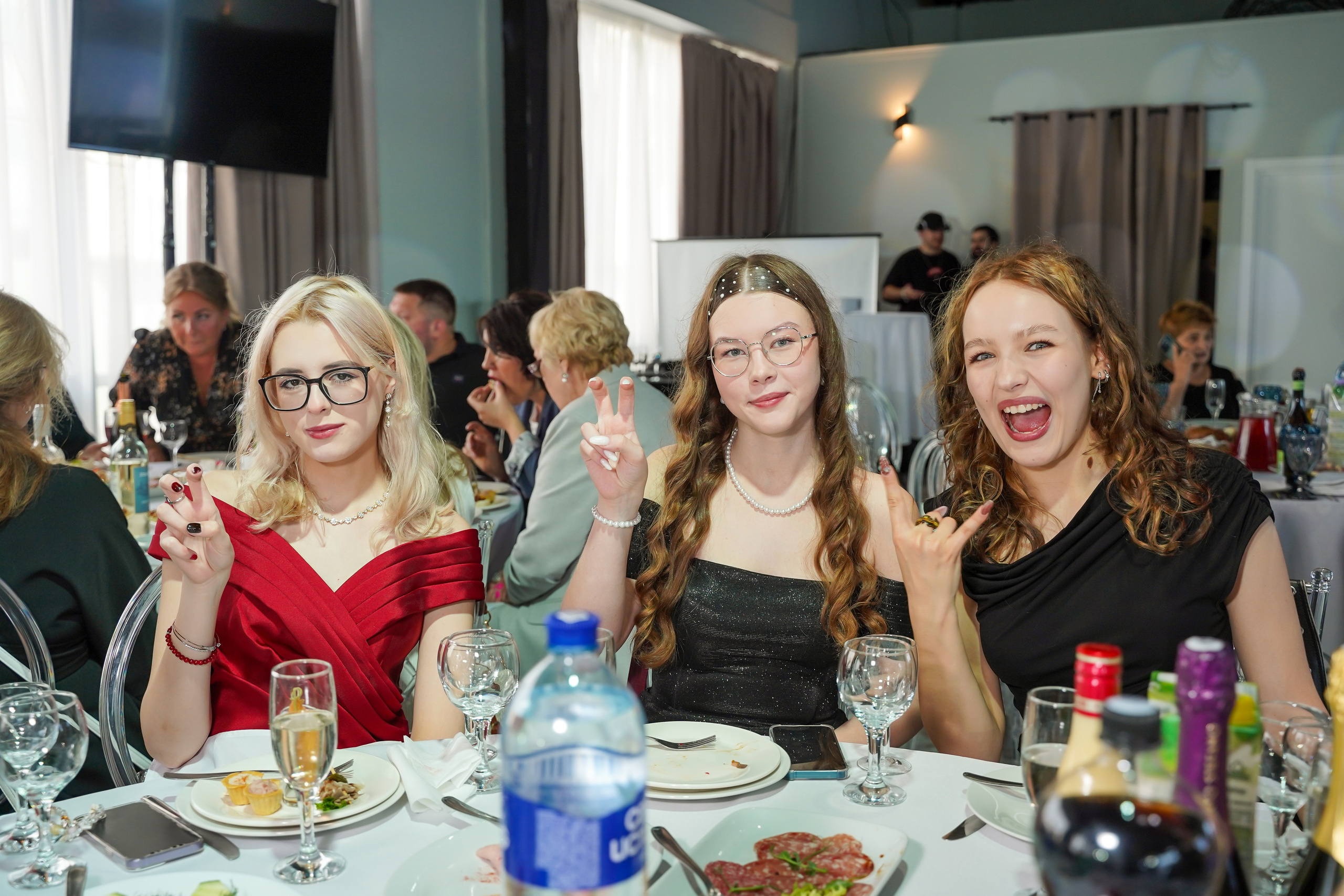 Выпускные. Репортажный фотограф и видеограф в Санкт-Петербурге