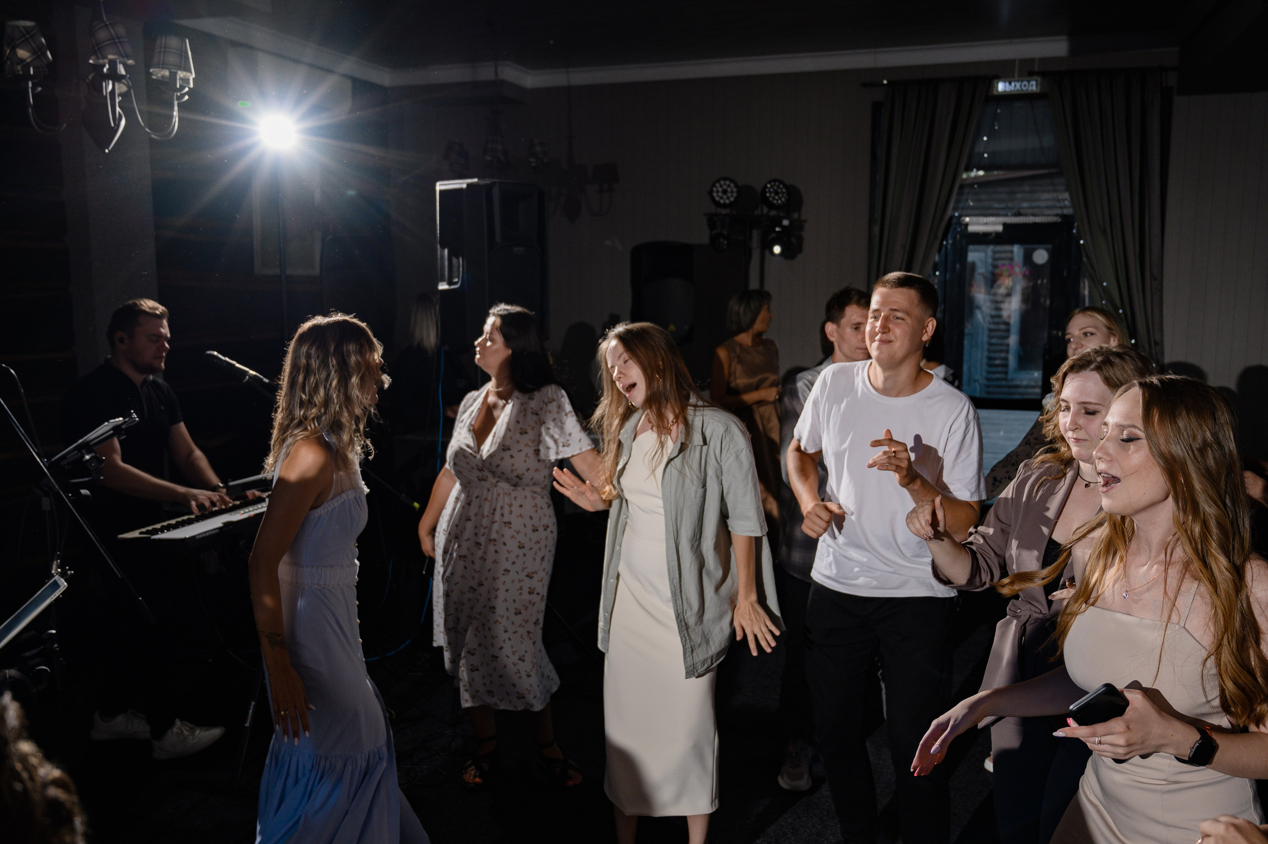 Данил и Елизавета. Свадебный и Семейный фотограф в Абакане, Красноярске