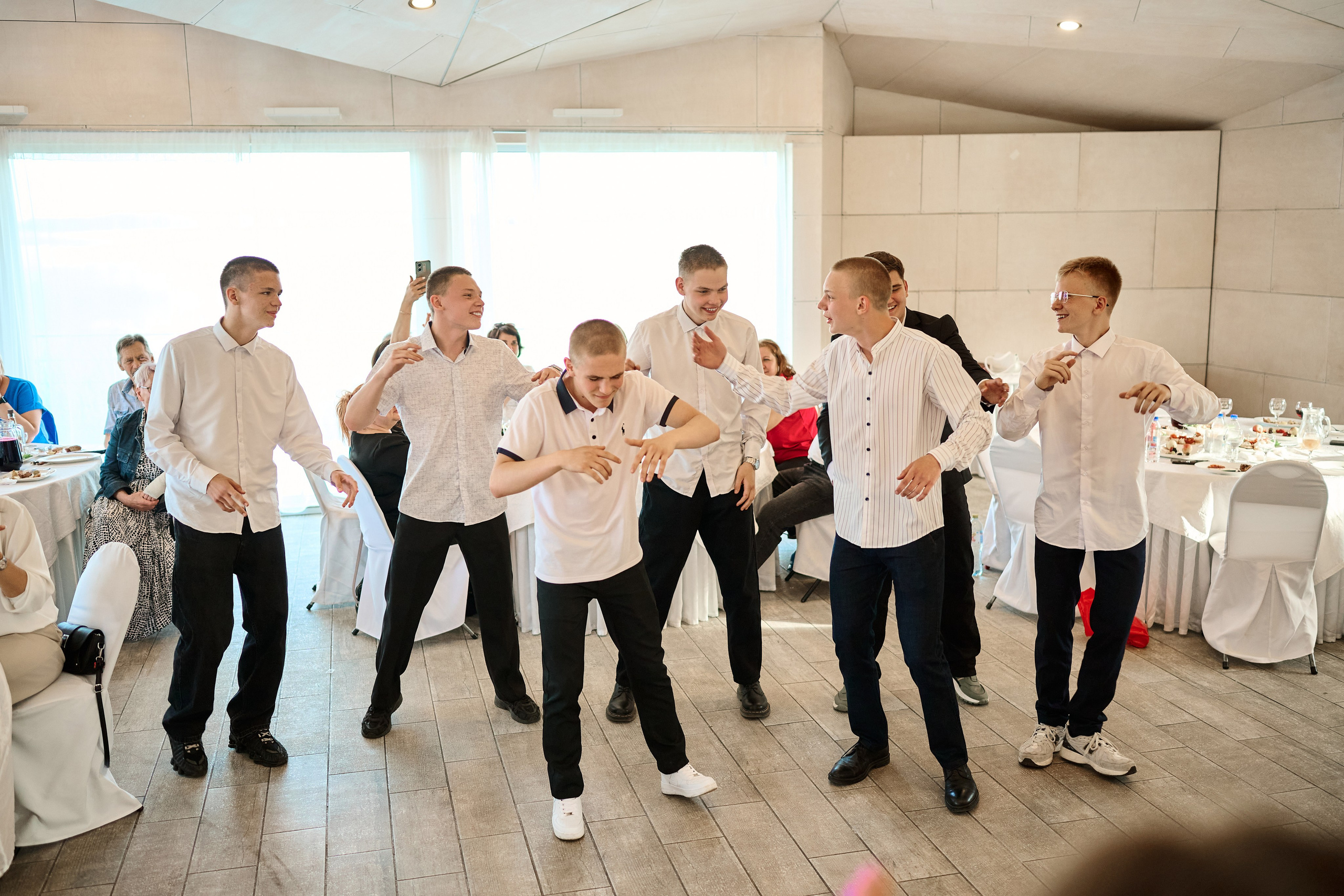 Репортажная съёмка выпускного 9-11 классы. Выпускной альбом Выборг, Каменногорск, Светогорск, Санкт-Петербург