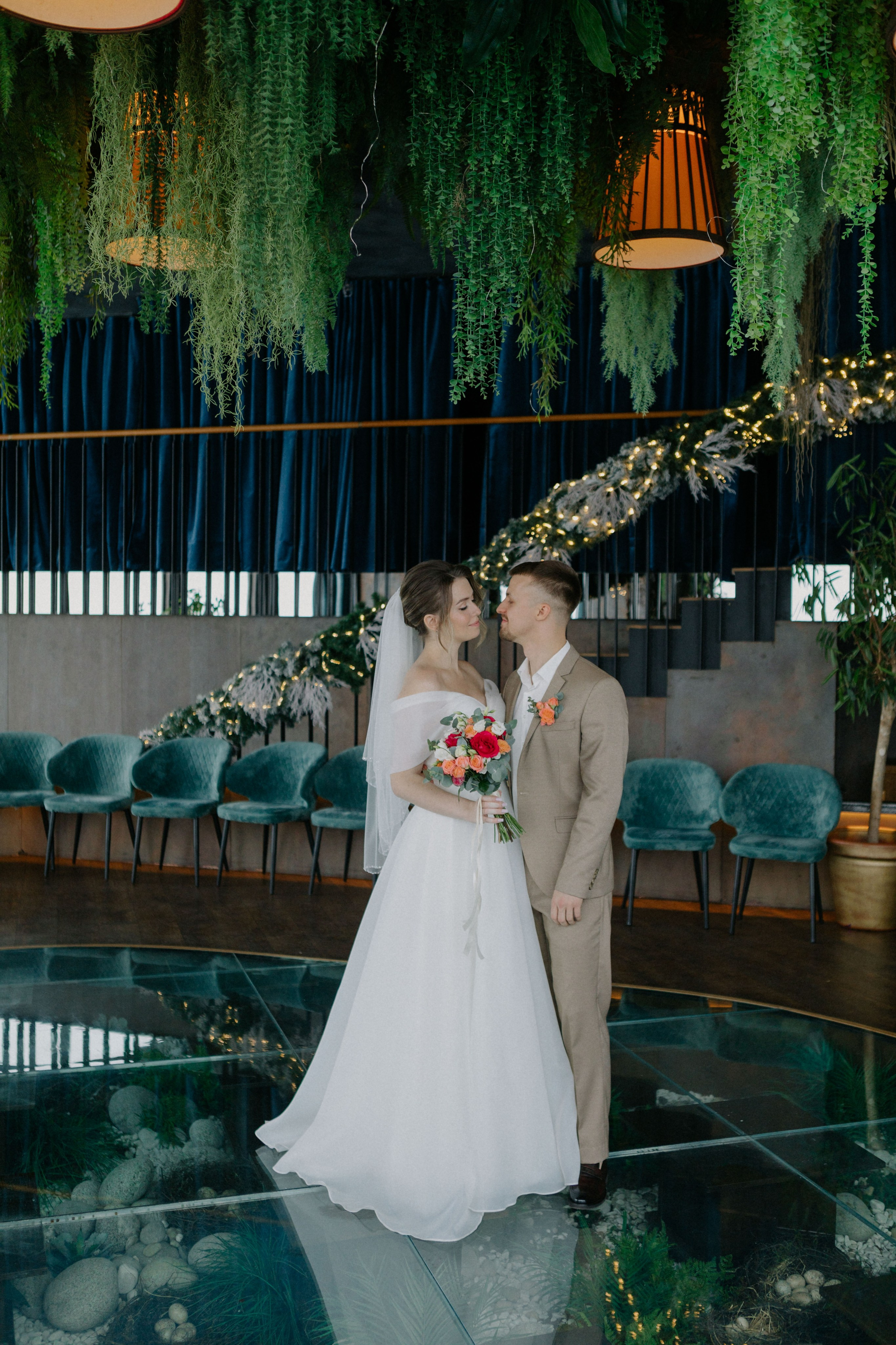 Ксюша и Илья. Утро в отеле роспись в Birds. Свадебный и портретный фотограф в Москве Анастасия Масюк