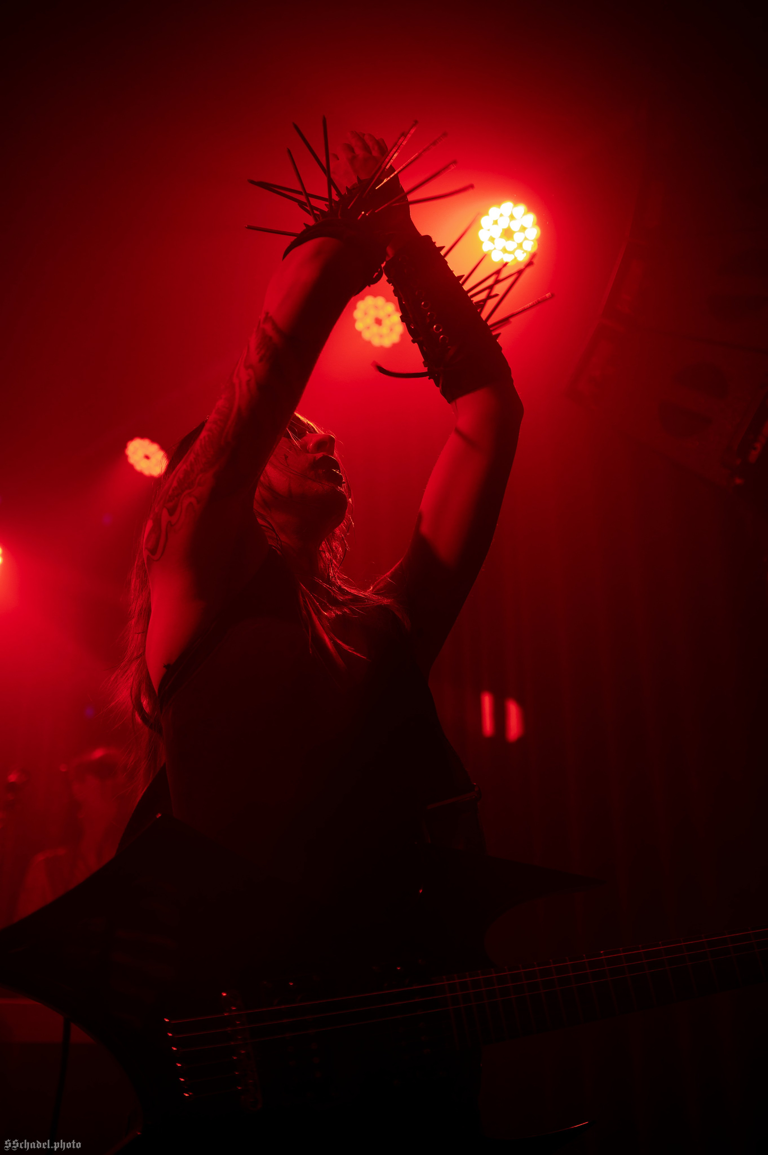 Frostlagte Måne 07.12.25. We will make everything metal!