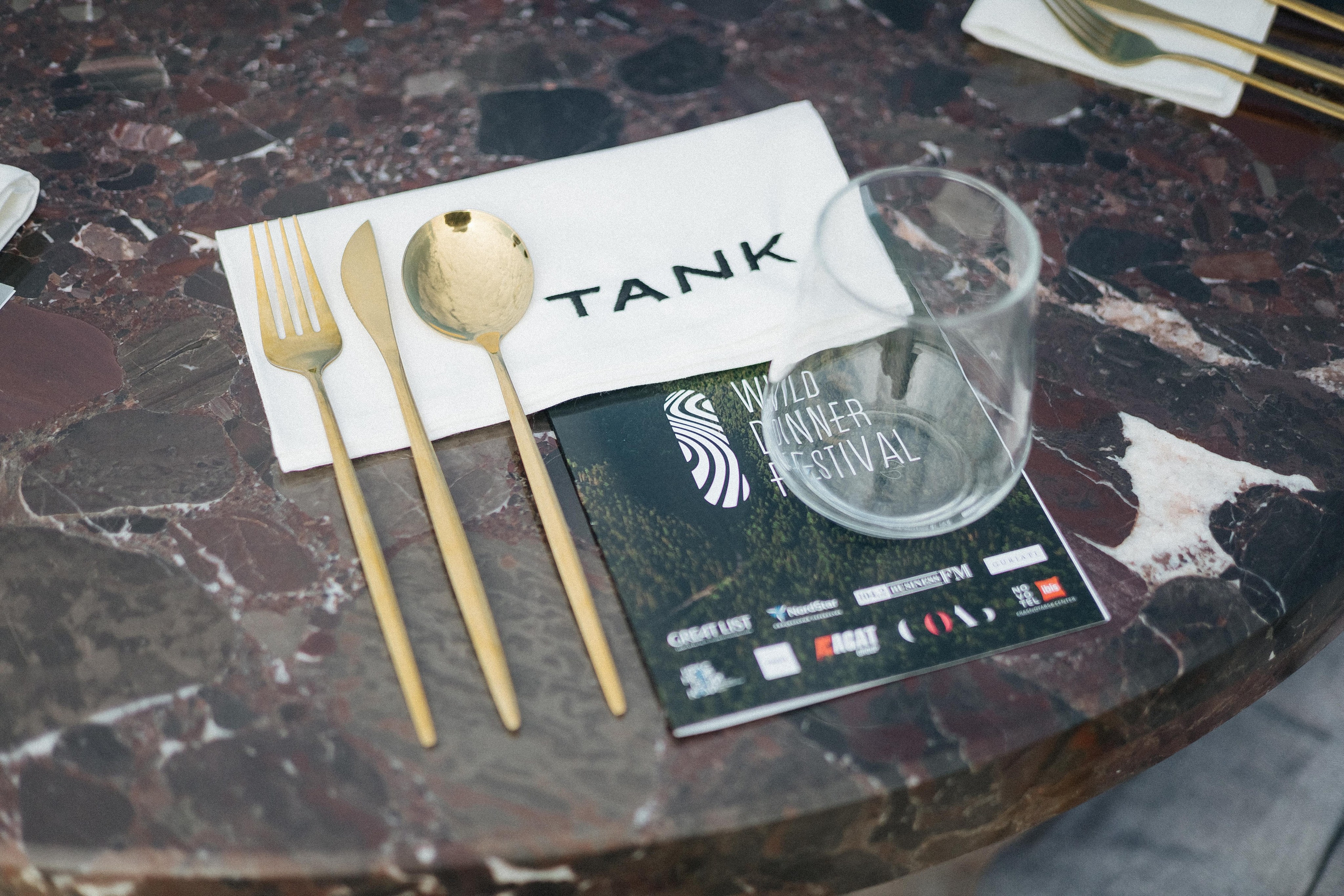 Дикий ужин. Фотограф в Красноярске Надежда Воскресенская