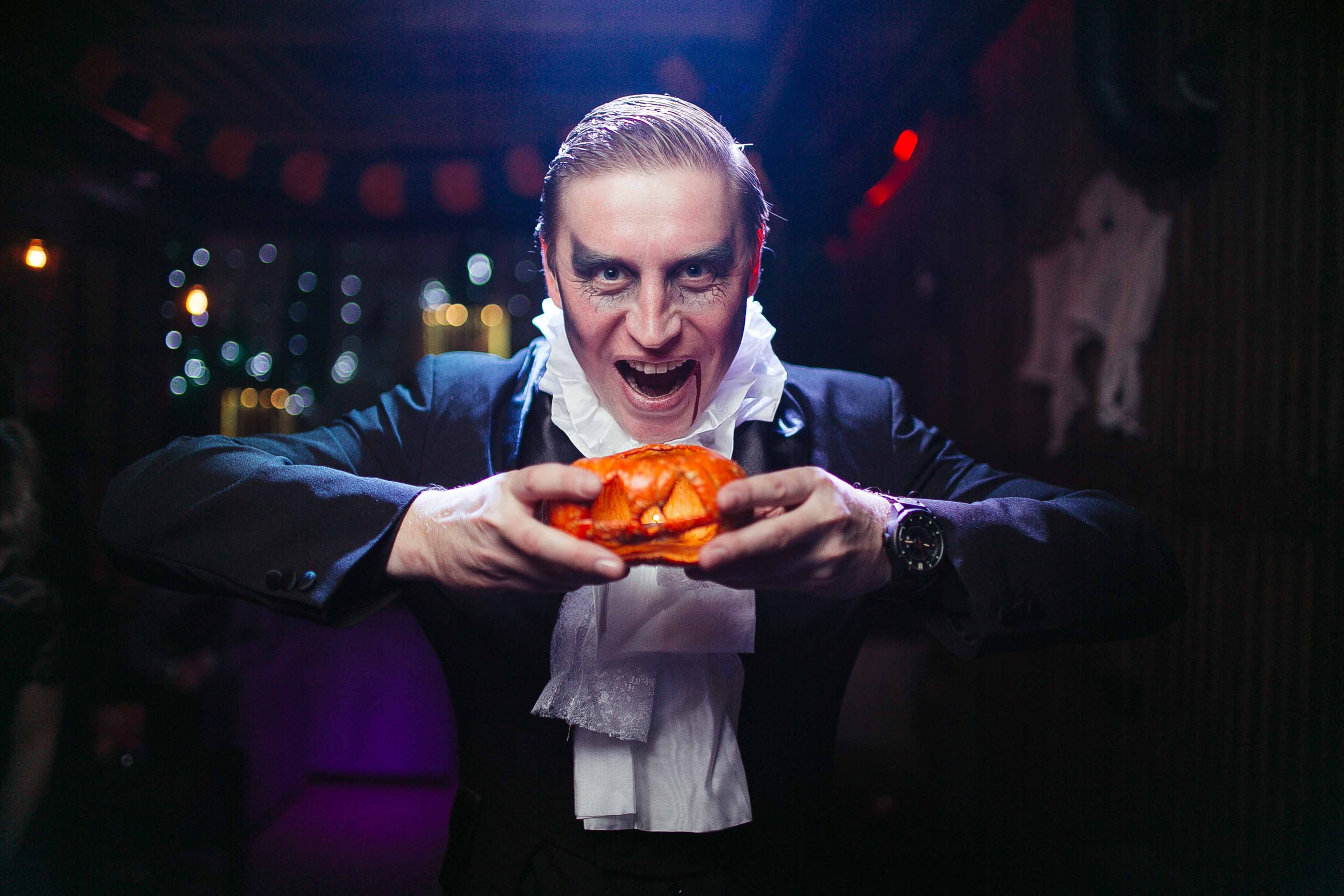 Хэллоуин в «The pride». Ваш репортажный фотограф Артемий Антонов