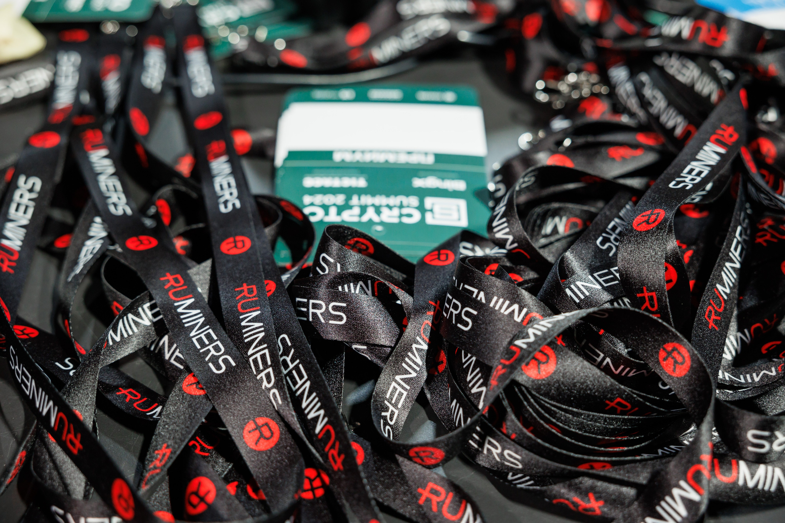 Крипто-Саммит 2024, МТС Live-Hall. Свадебный и репортажный фотограф (Москва, Королев и другие)