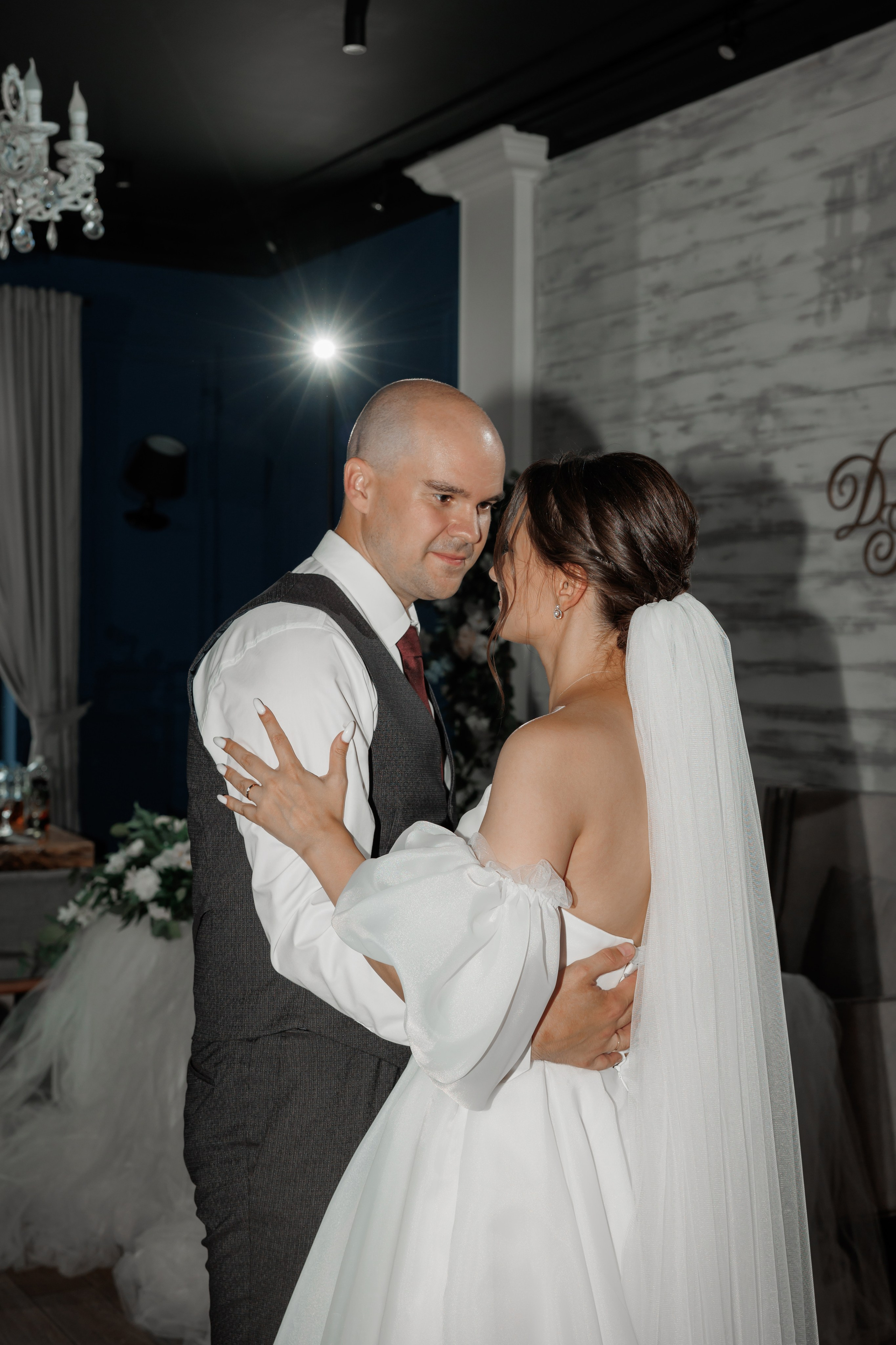 Полина и Дмитрий, загородный клуб «Барин», ЗАГС в г. Пушкино. Свадебный и репортажный фотограф (Москва, Королев и другие)