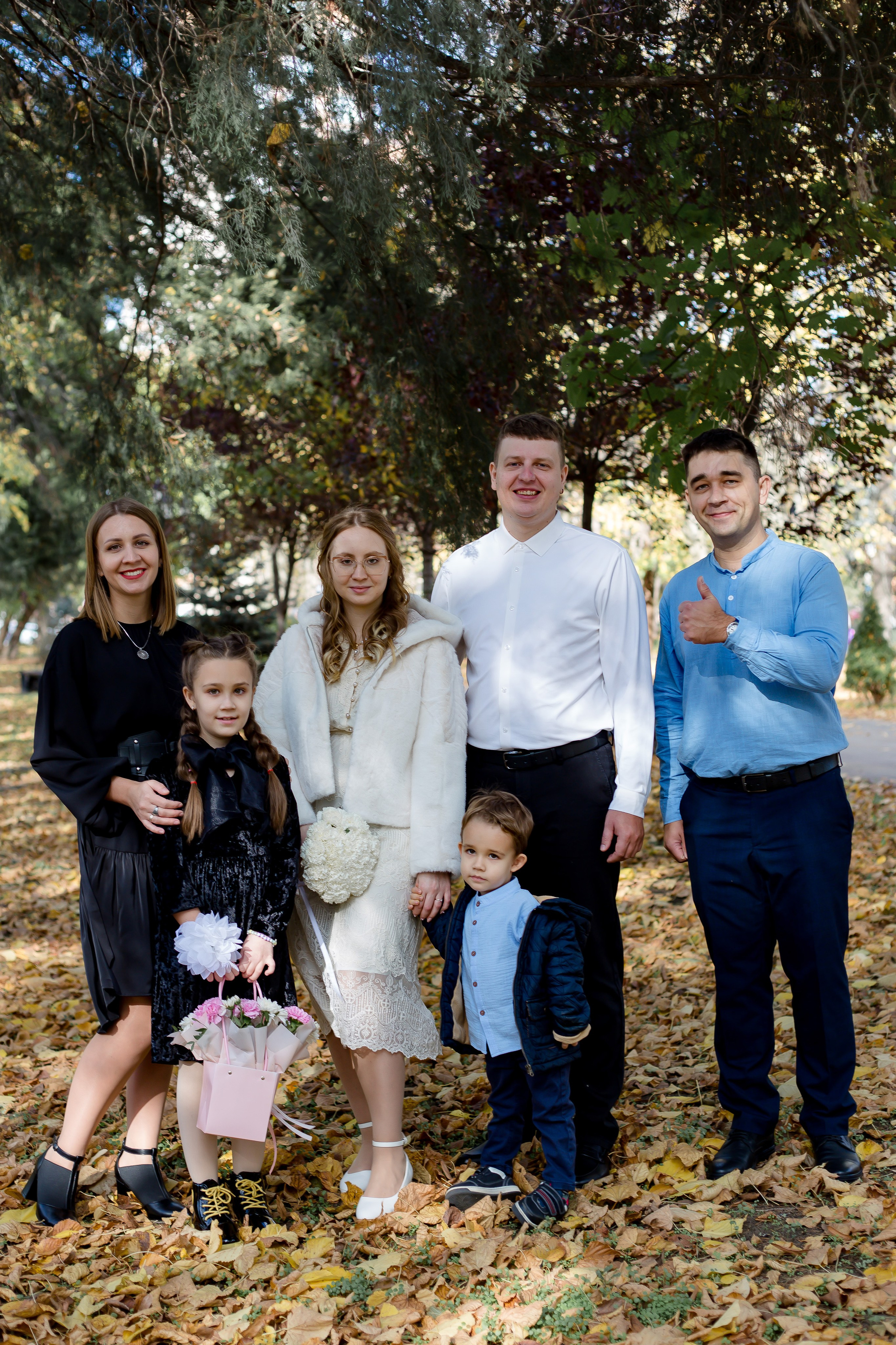 Свадебные фото. Фотограф Краснодара, фотограф в парке Галецкого.репортажный фотограф. детский фотограф, свадебный фотограф. профессиональный фотограф