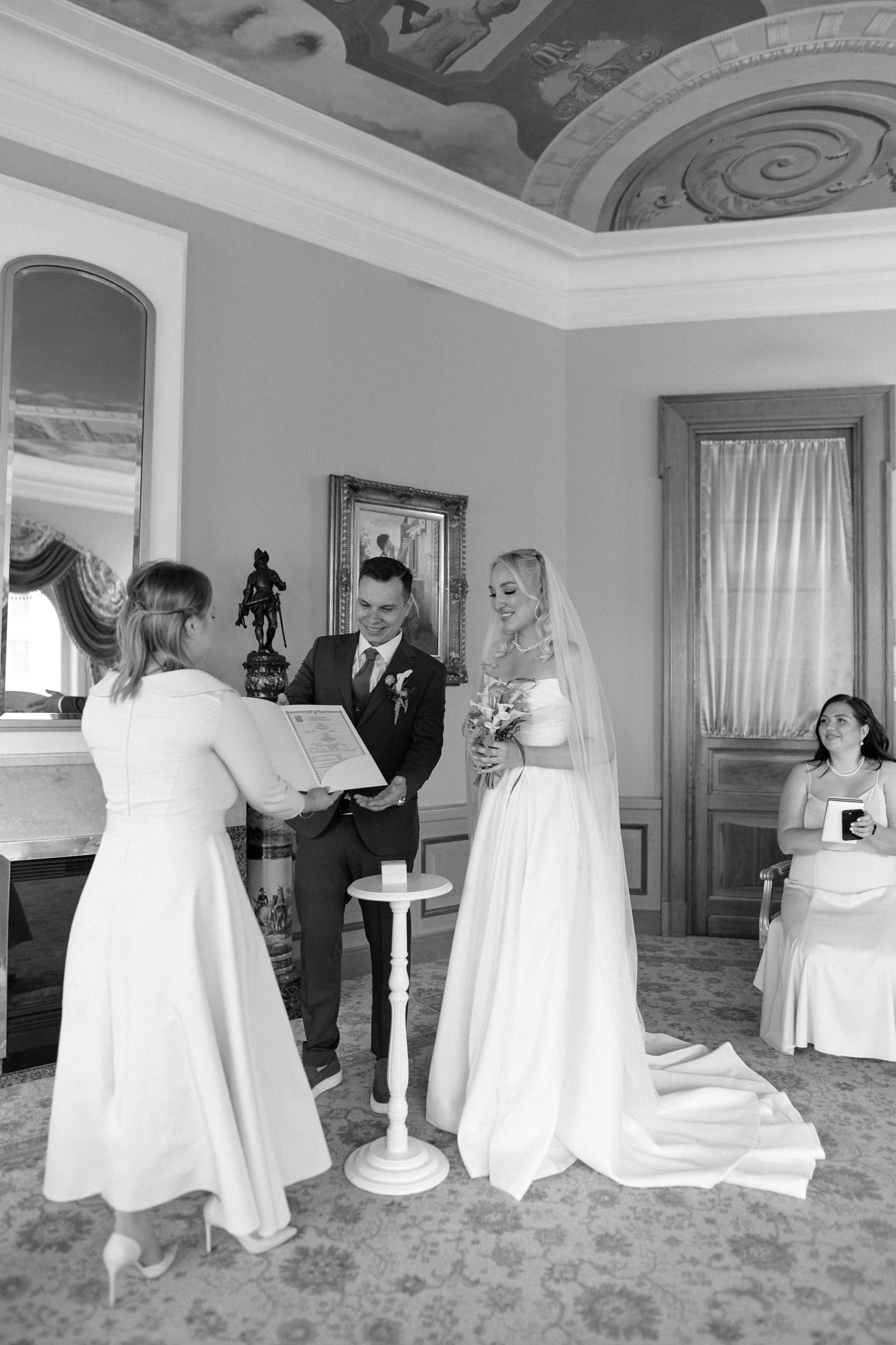 Роман & Арина. Сестры Карабаза. Фотографы и ретушеры в Москве и Санкт-Петербурге