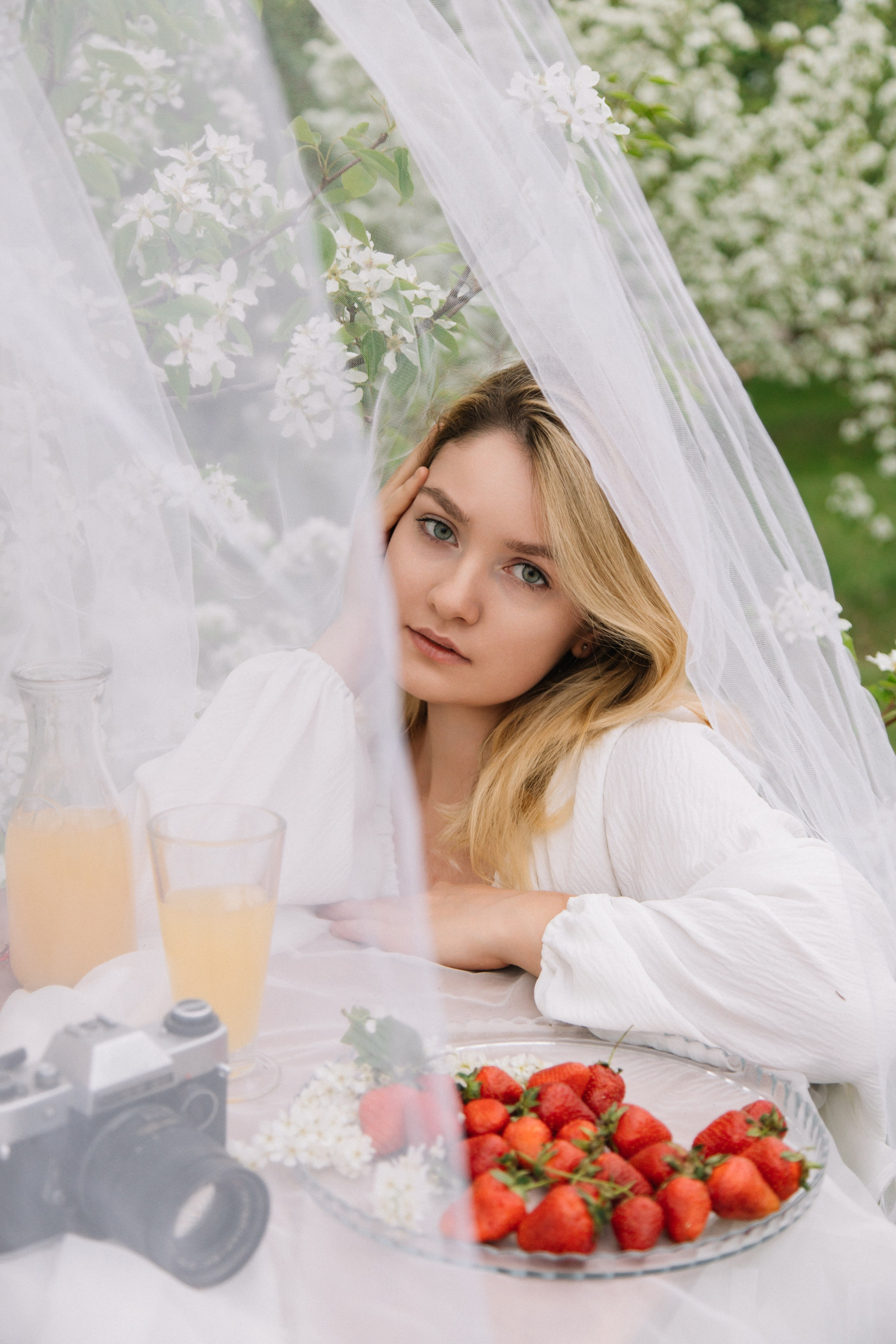 Юлия цветение. Фотограф Красноярск Алина Степанчишина