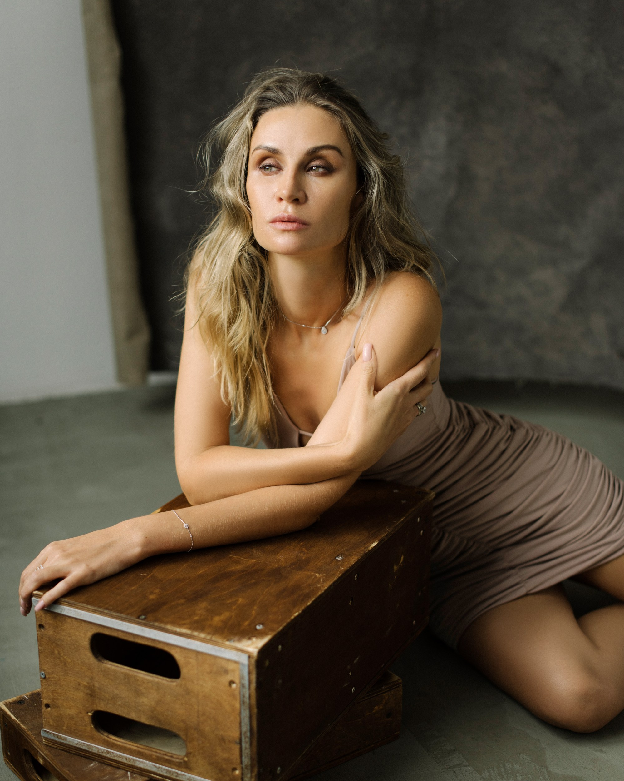 Alina. Фотограф для людей и их брендов