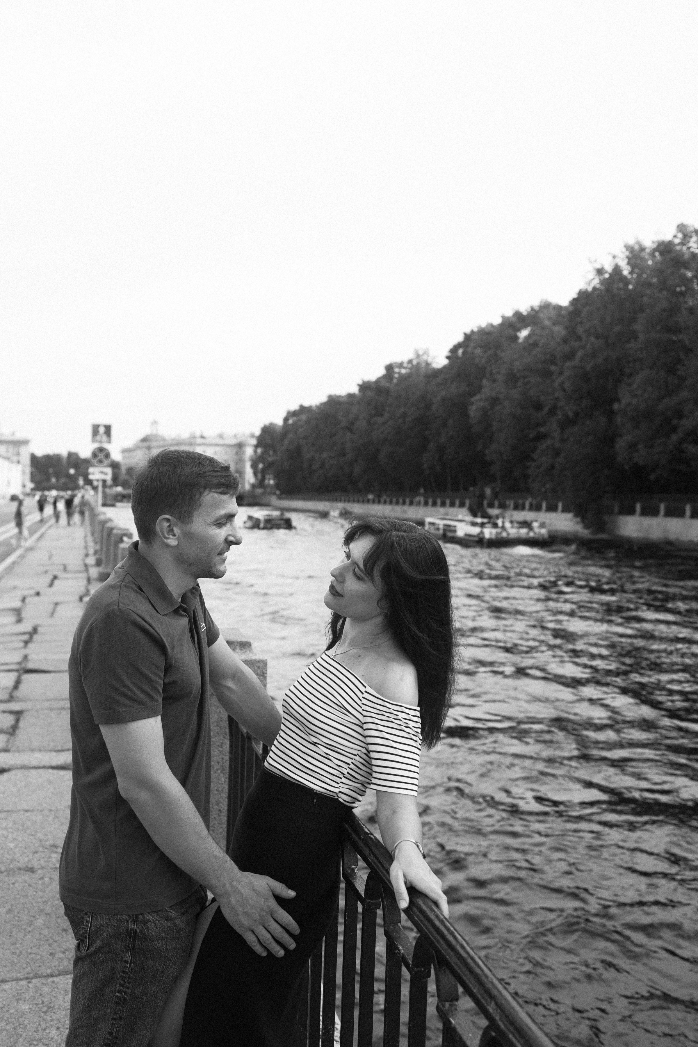 Любовь на улицах Питера. Портретный фотограф СПб, женский фотограф, минимализм и эстетика