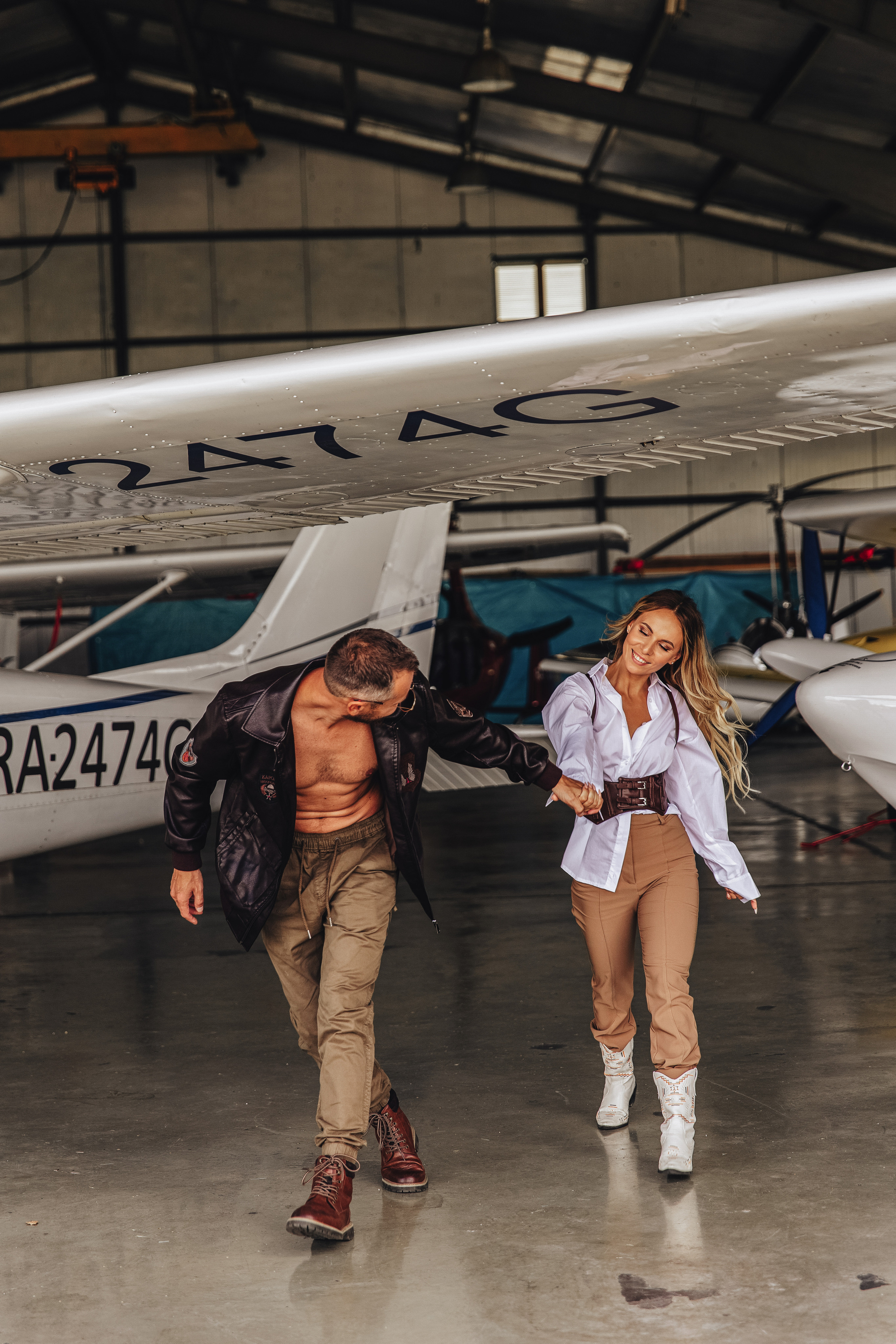 Лав стори с самолётом. Свадебный фотограф в Санкт-Петербурге