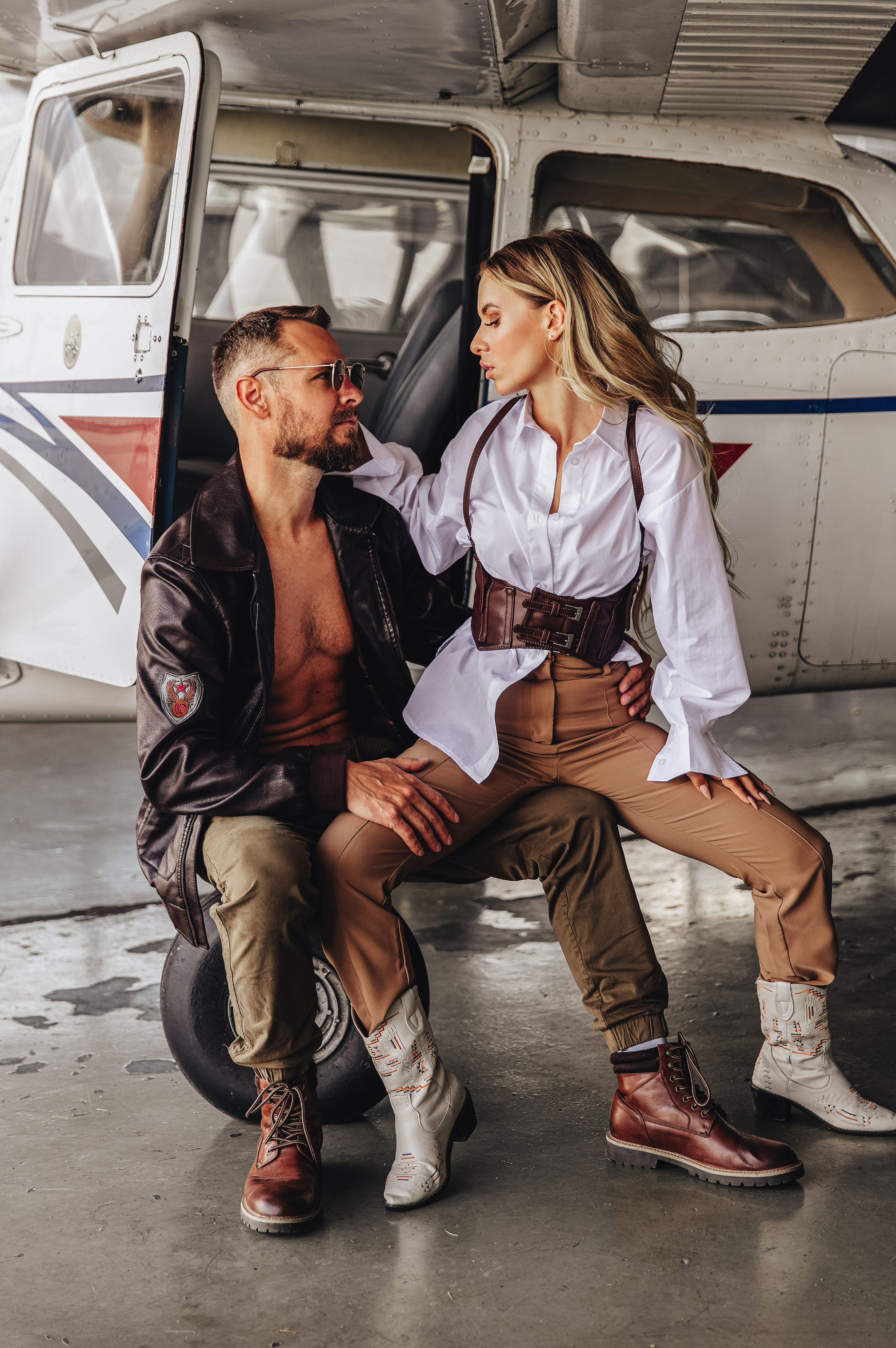 Лав стори с самолётом. Свадебный фотограф в Санкт-Петербурге