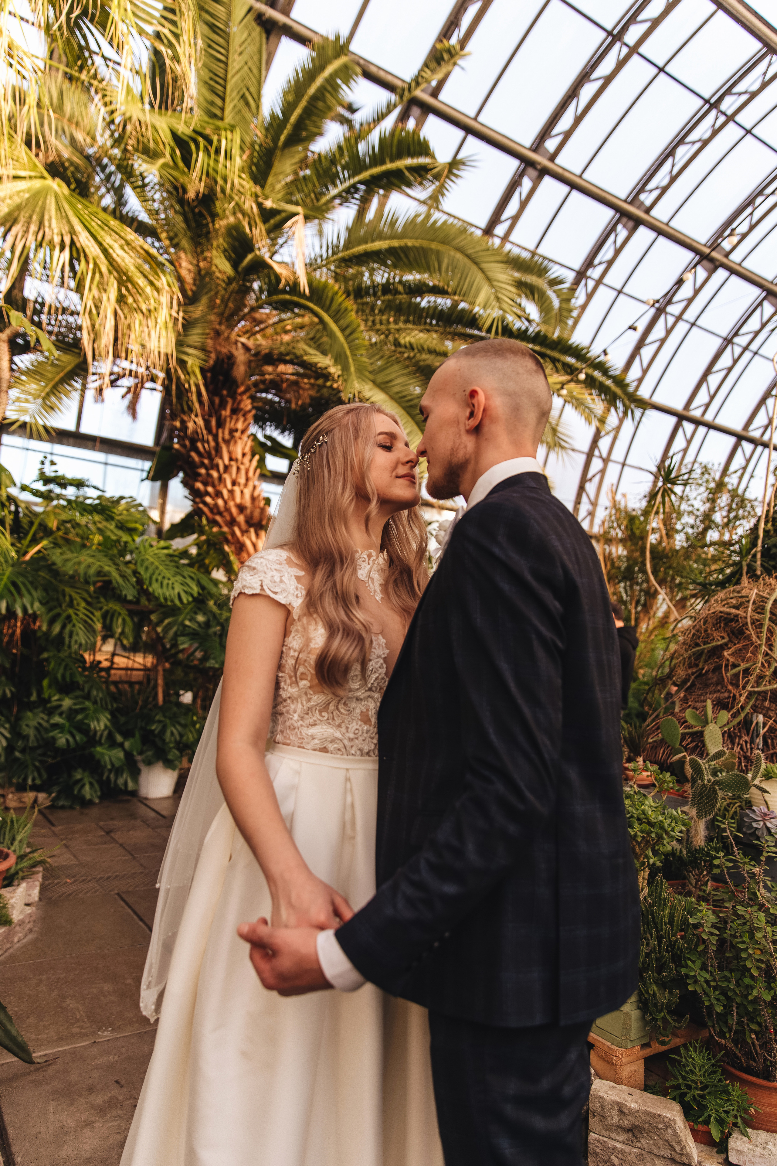 Оранжерея Таврического сада. Свадебный фотограф в Санкт-Петербурге