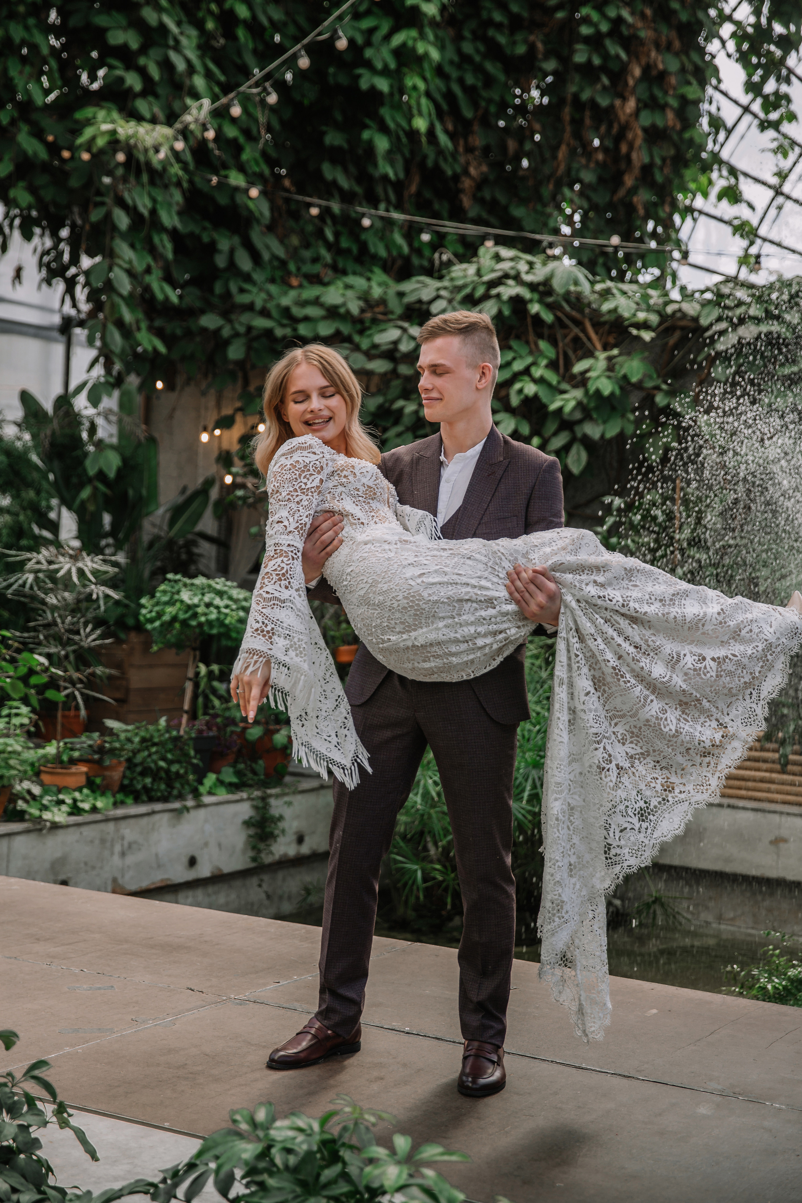 Оранжерея Таврического сада 2. Свадебный фотограф в Санкт-Петербурге