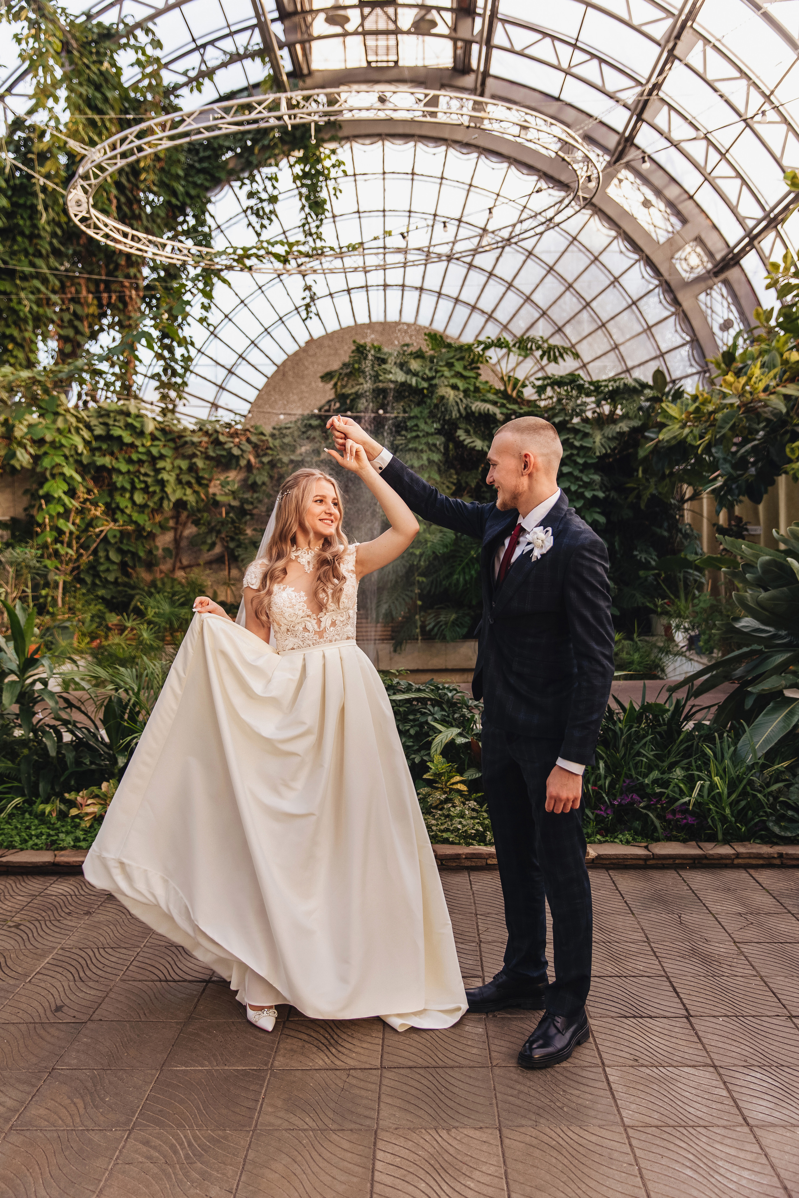 Оранжерея Таврического сада. Свадебный фотограф в Санкт-Петербурге