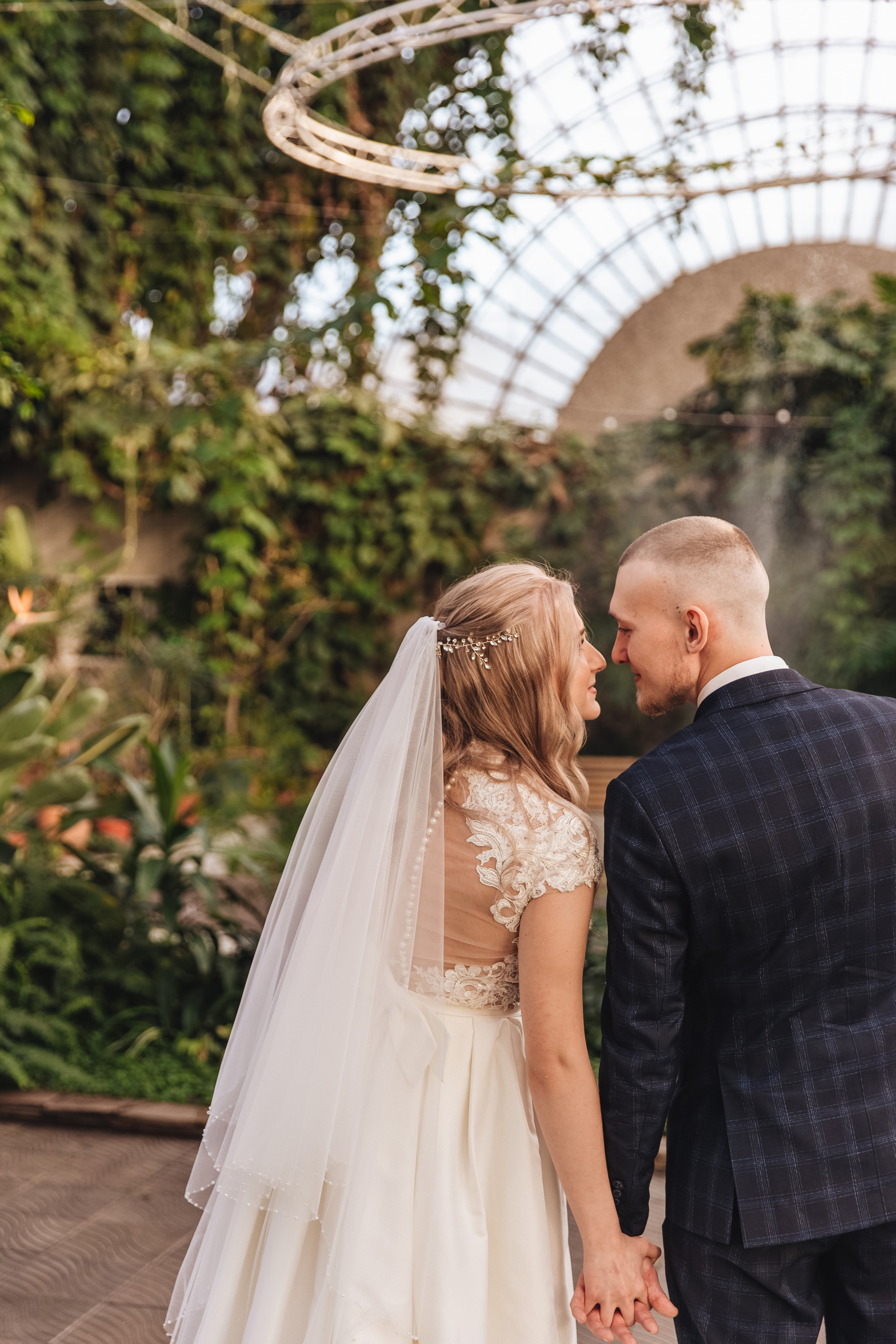 Оранжерея Таврического сада. Свадебный фотограф в Санкт-Петербурге