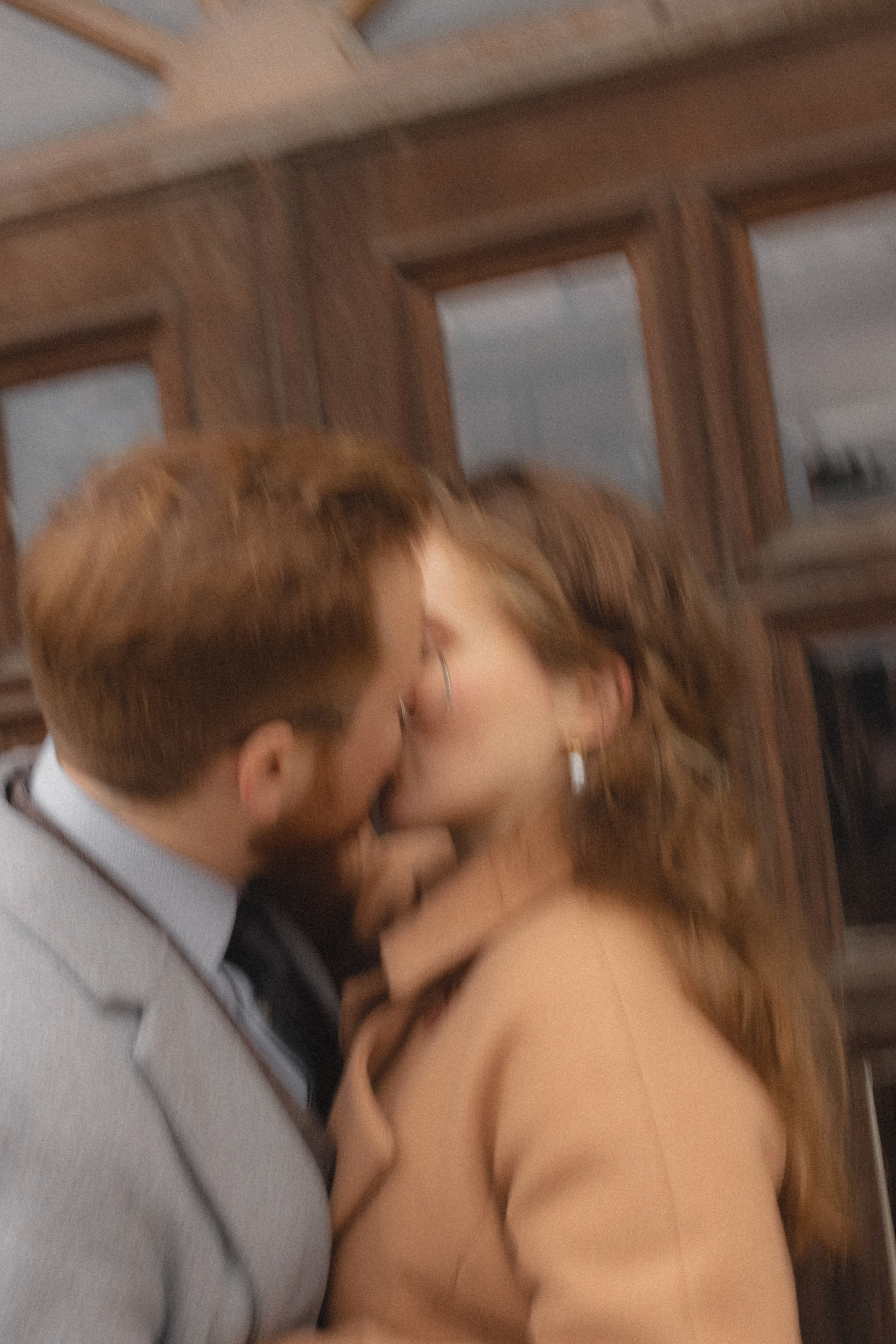 Фотосессия lovestory Калининград на острове Канта. Портретный фотограф в Калининграде Рита Холодова