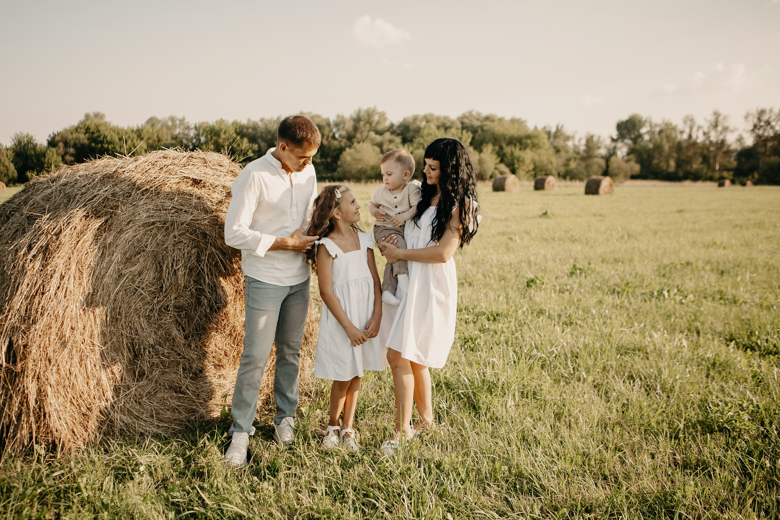 Семья Александра и Кристины. Свадебный фотограф в Алексеевке Сергей Коротенко