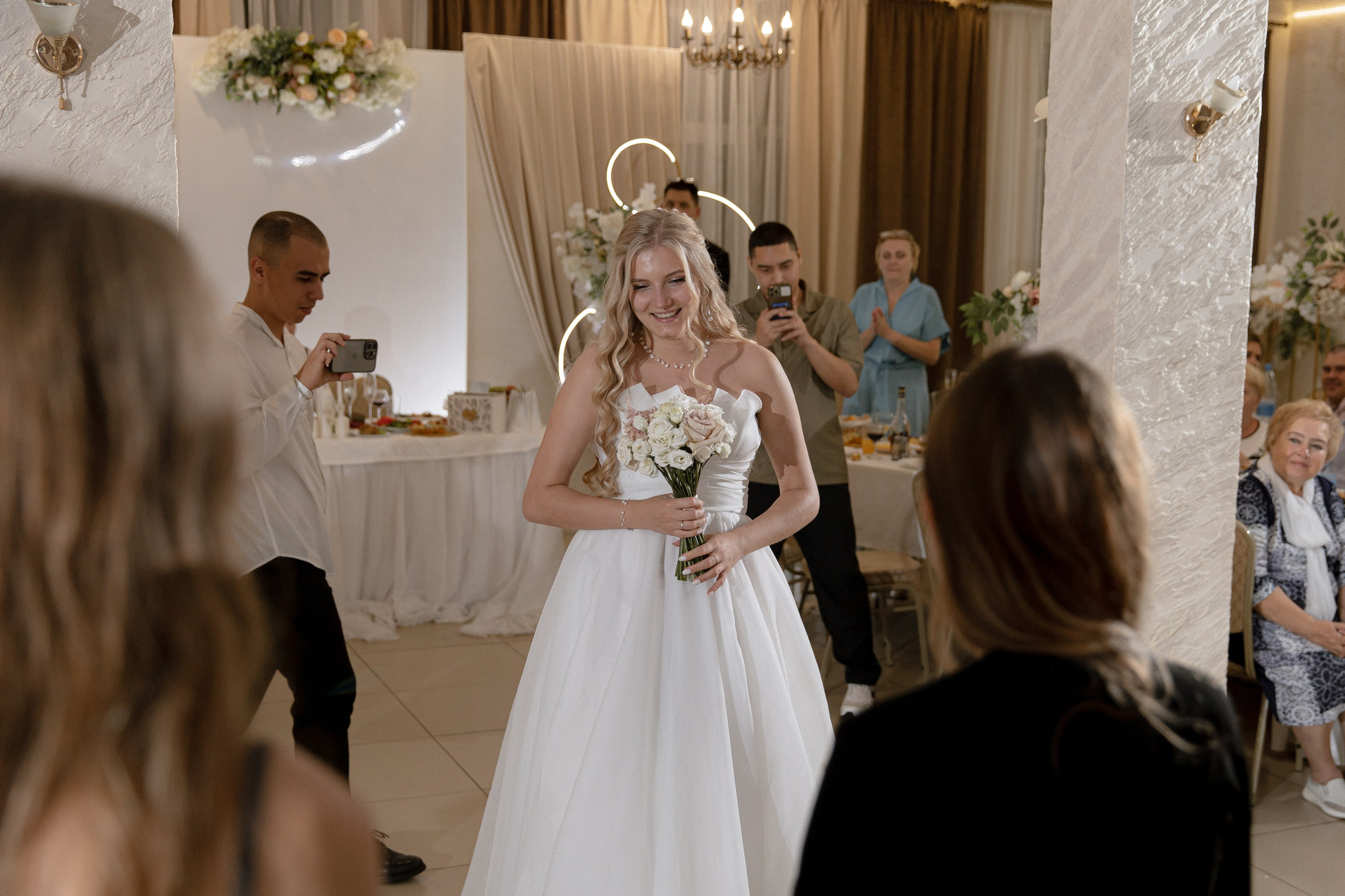 Он, она и весь день любви. Злата и Никита. Свадебный и семейный фотограф в Екатеринбурге Катя Буряк