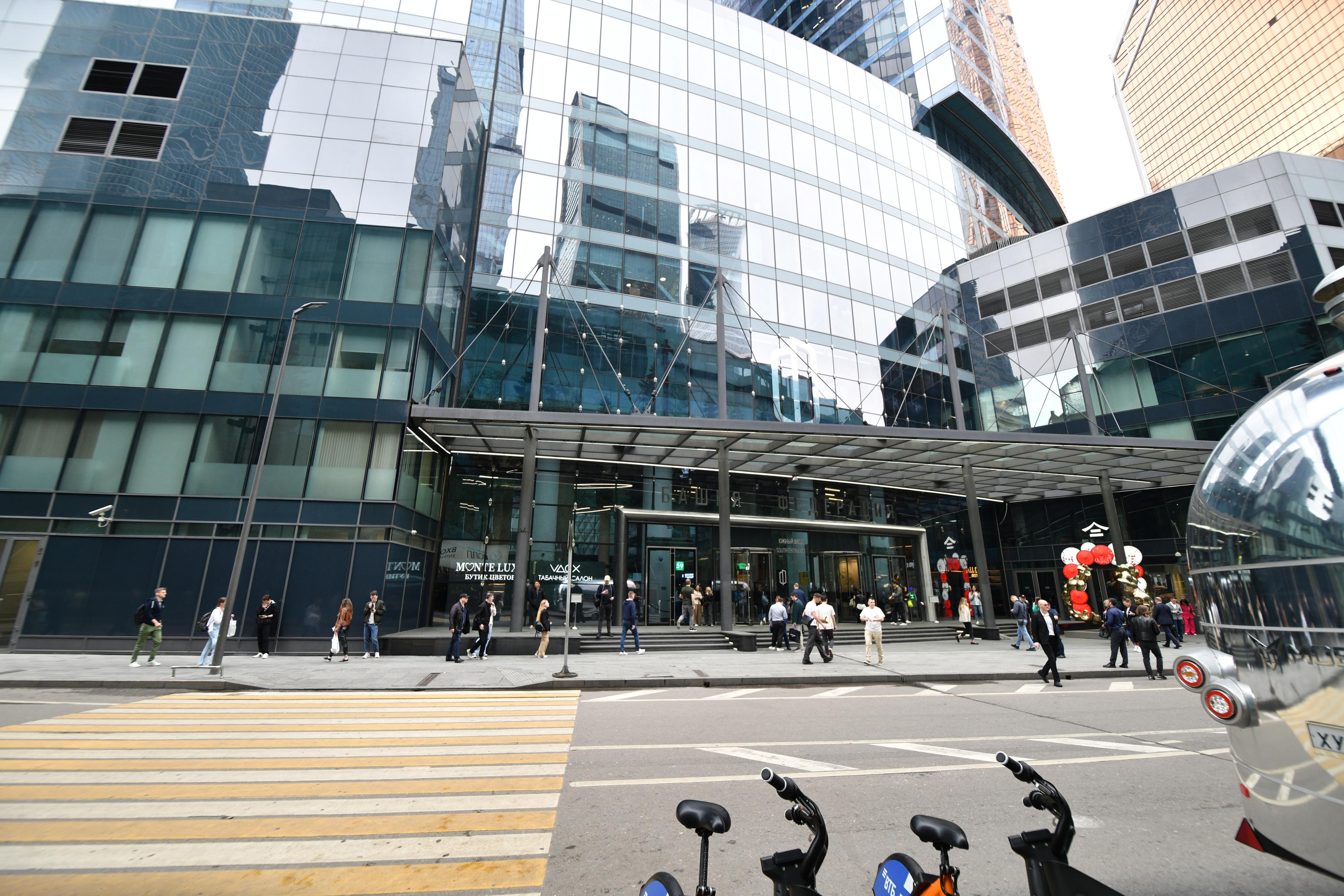 Павел и Лилия роспись в Башне Федерация. Свадебный и портретный фотограф в Москве Галина Борисова