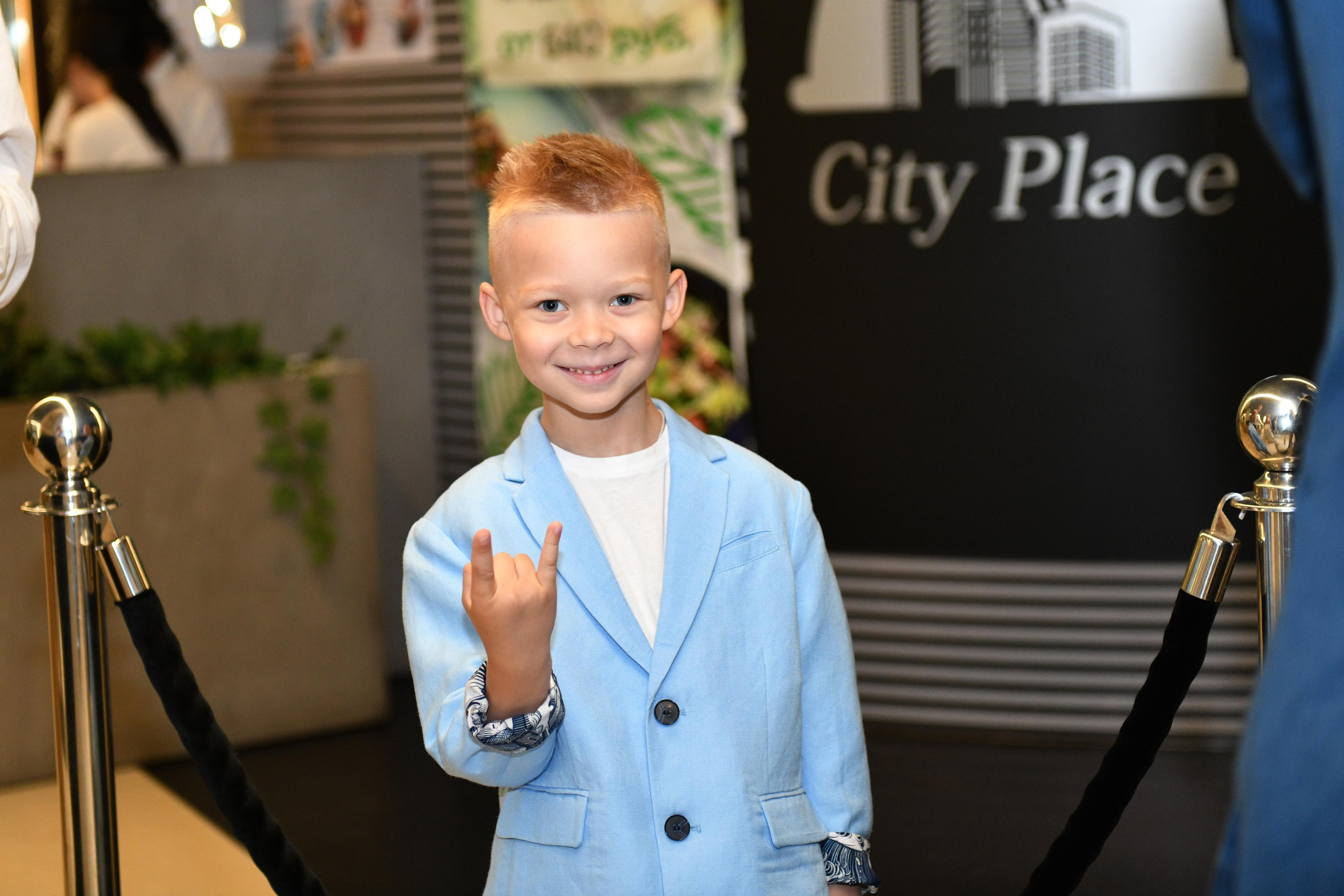 Павел и Лилия роспись в Башне Федерация. Свадебный и портретный фотограф в Москве Галина Борисова