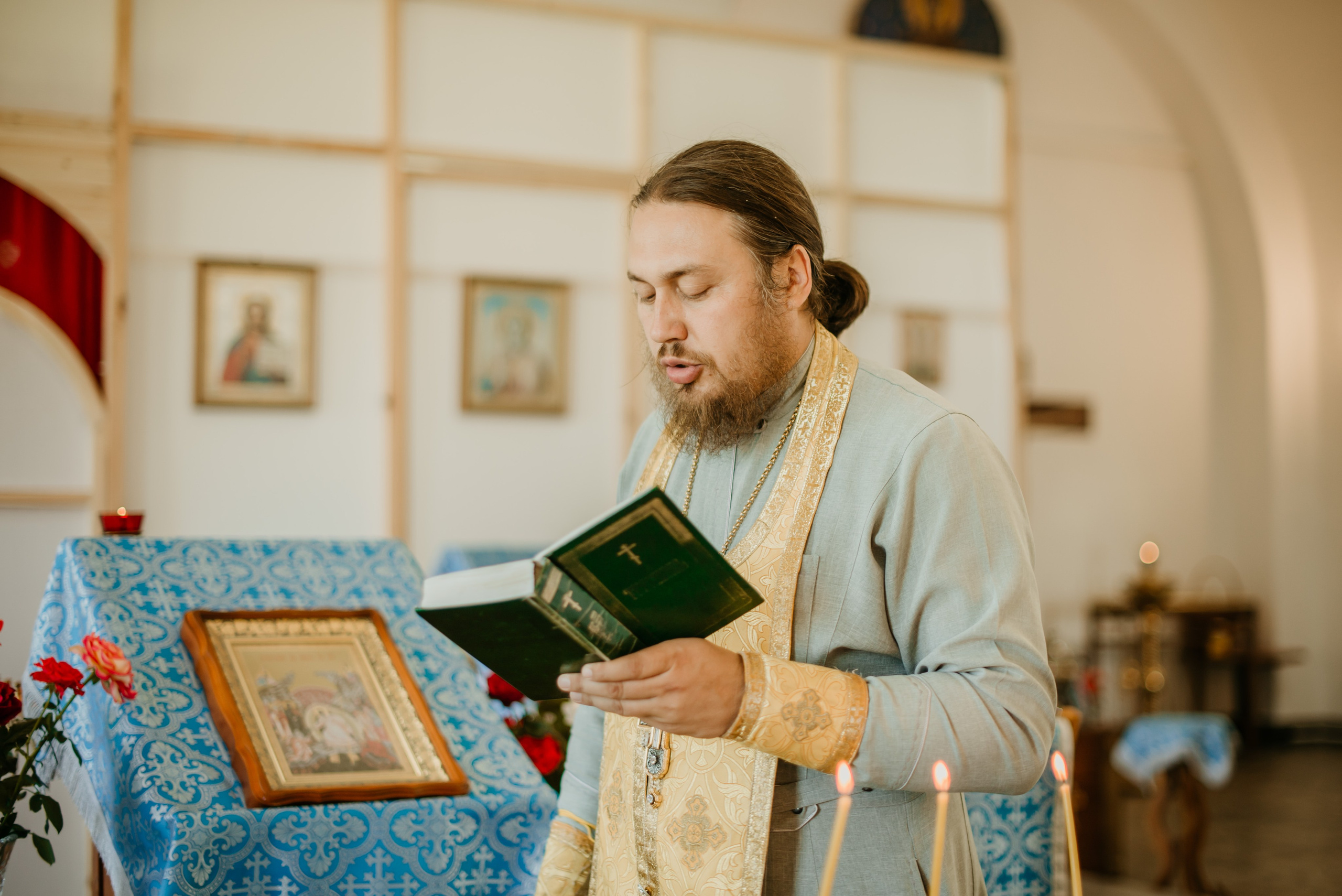 Таинство крещения Василисы. Свадебный, семейный и портретный фотограф в Суворове Анастасия Седыкин
