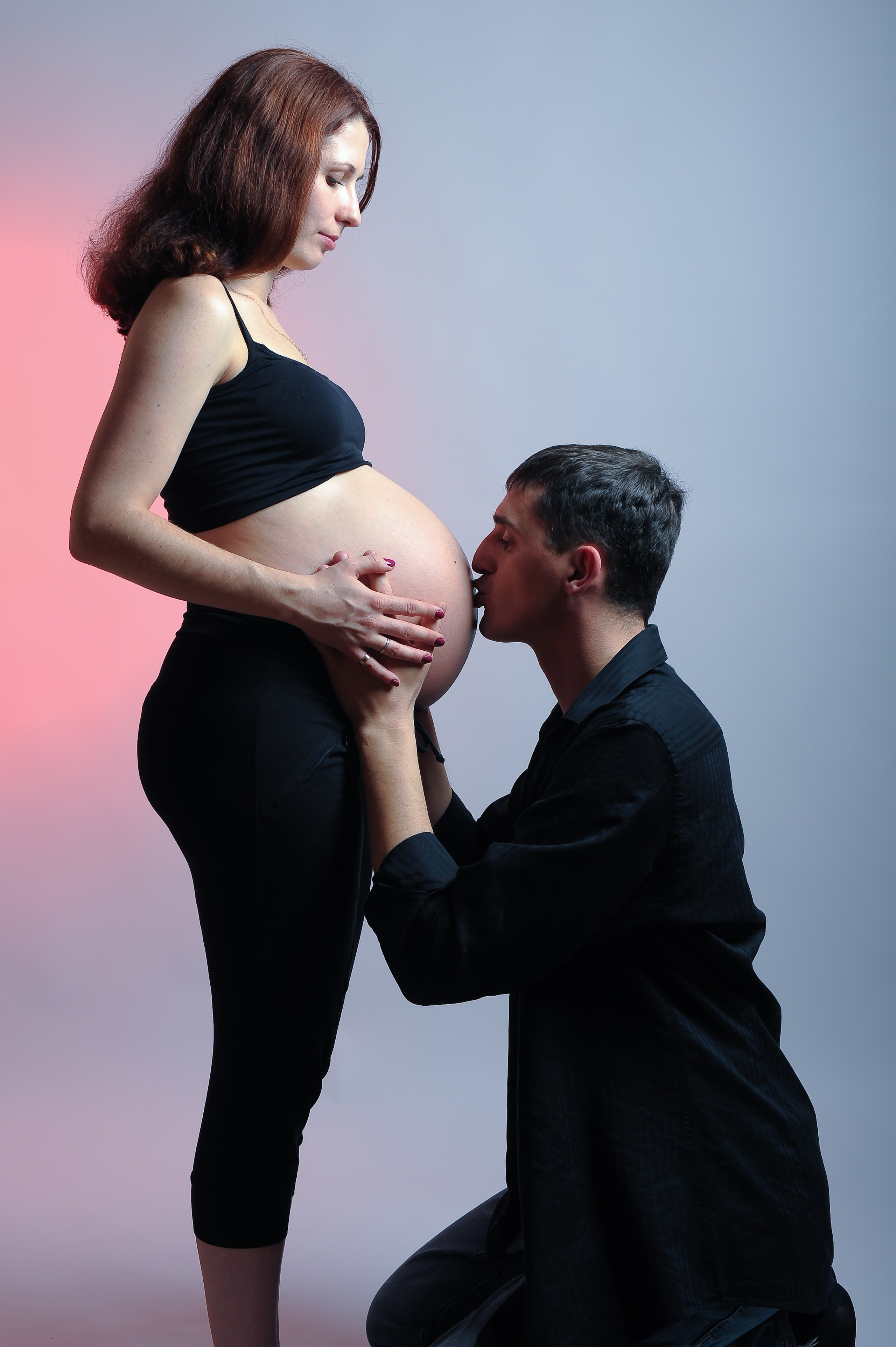 Фотосессия во время беременности от студии Love Story. Максим Матвийченко и Виктория Басова профессионалы своего дела