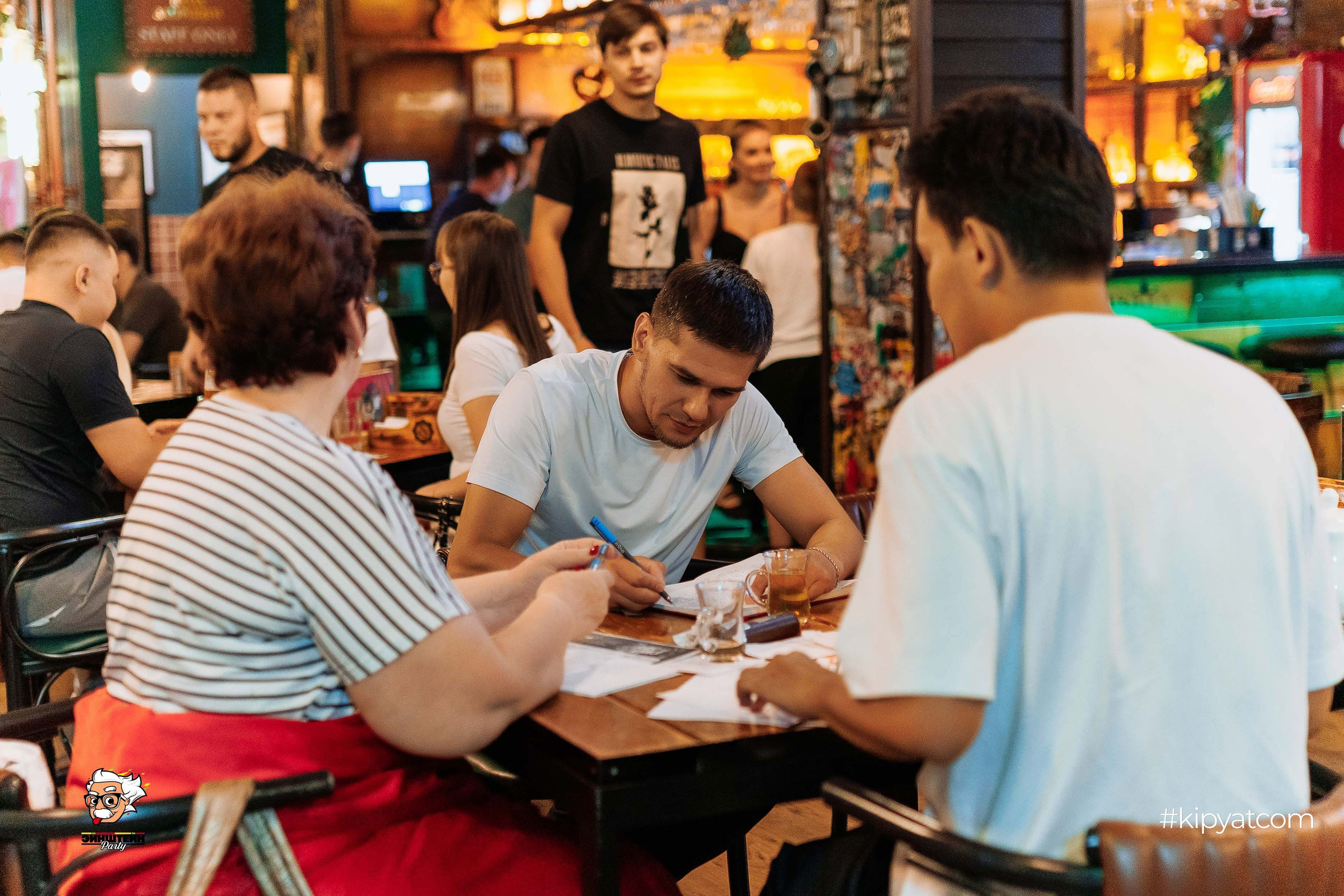 Эйнштейн Party