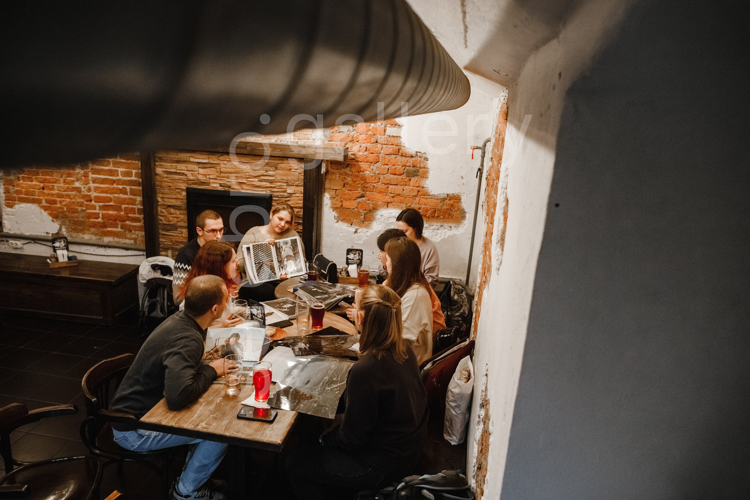 09.10.2022 // Альбомная встреча. Фотовыставки serebro.gallery, в которых автором можешь стать ты! | Москва