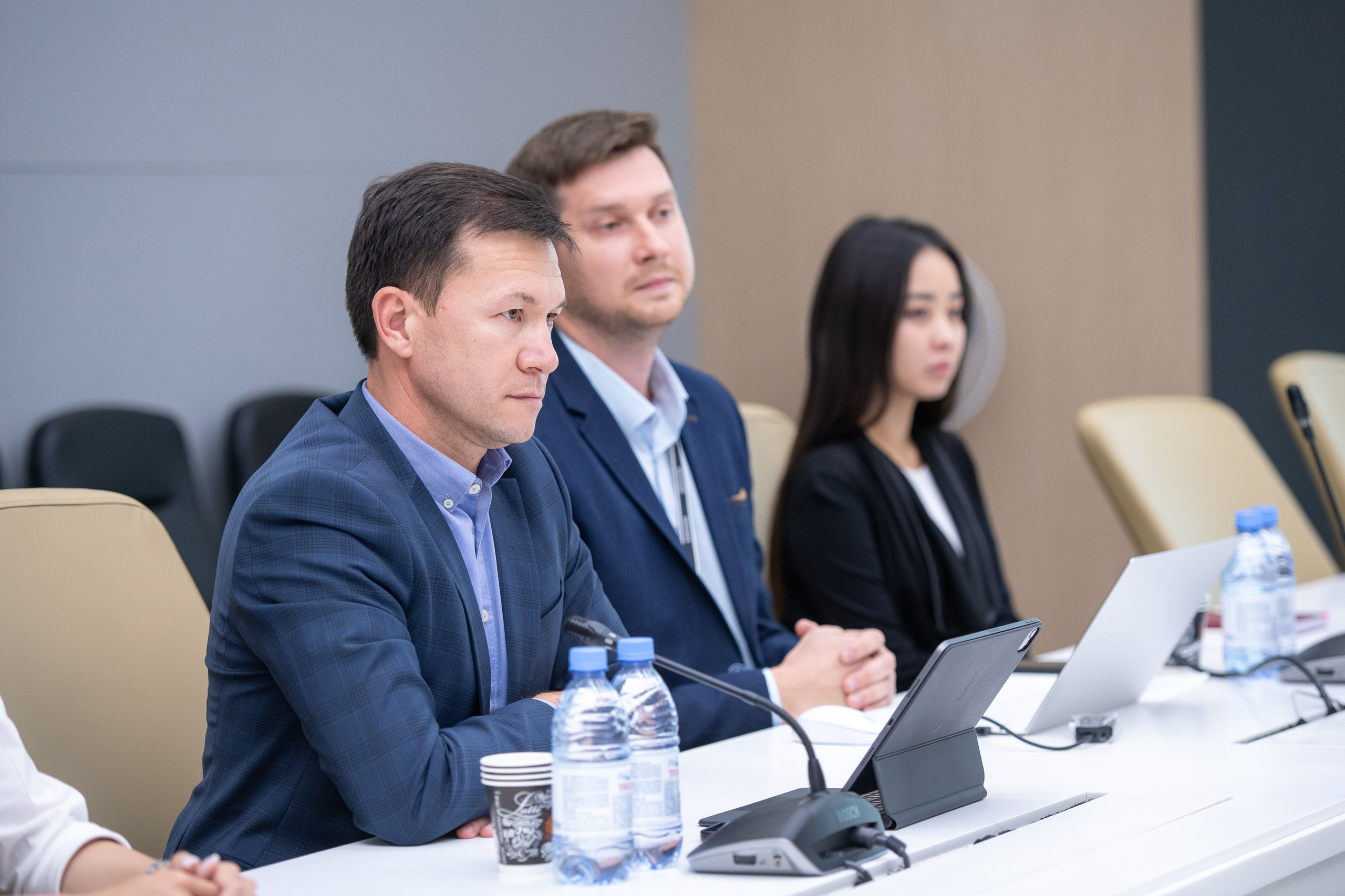 Деловой репортаж. Профессиональный фотограф в Алматы Влад Семёнов