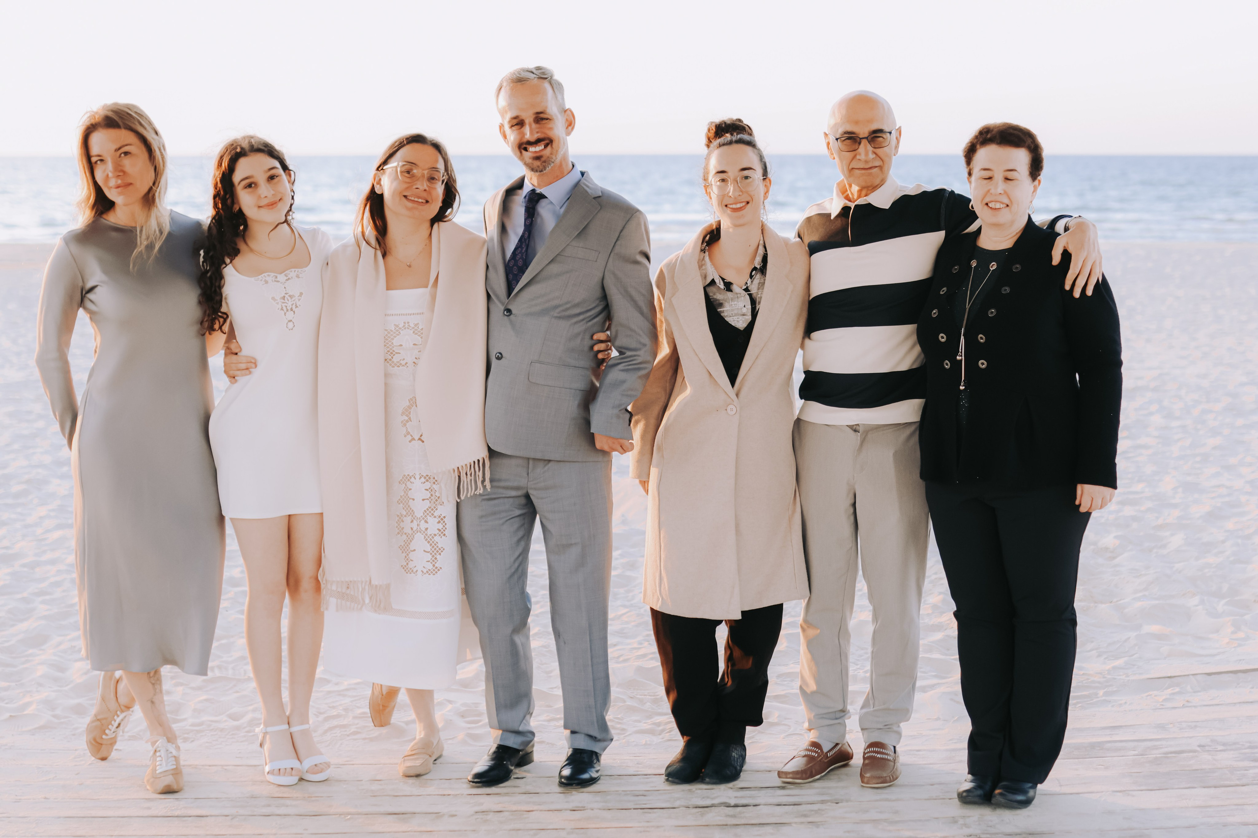 Family shoot / Engagement, Bat Yam | December 2025. Photographer in Israel Alice Milchin