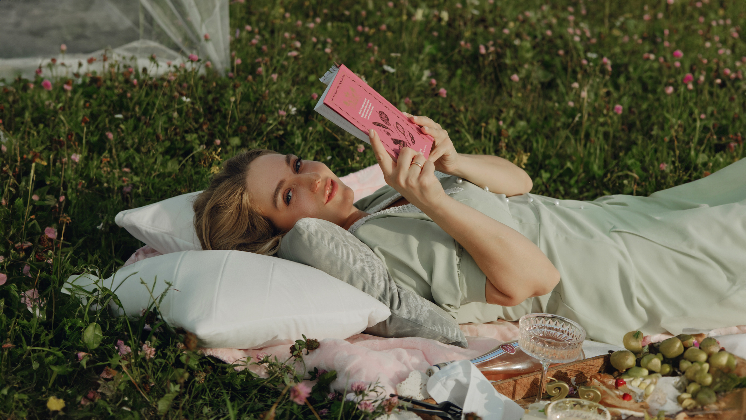 Настя и Катя. Фотограф Софья Володкина