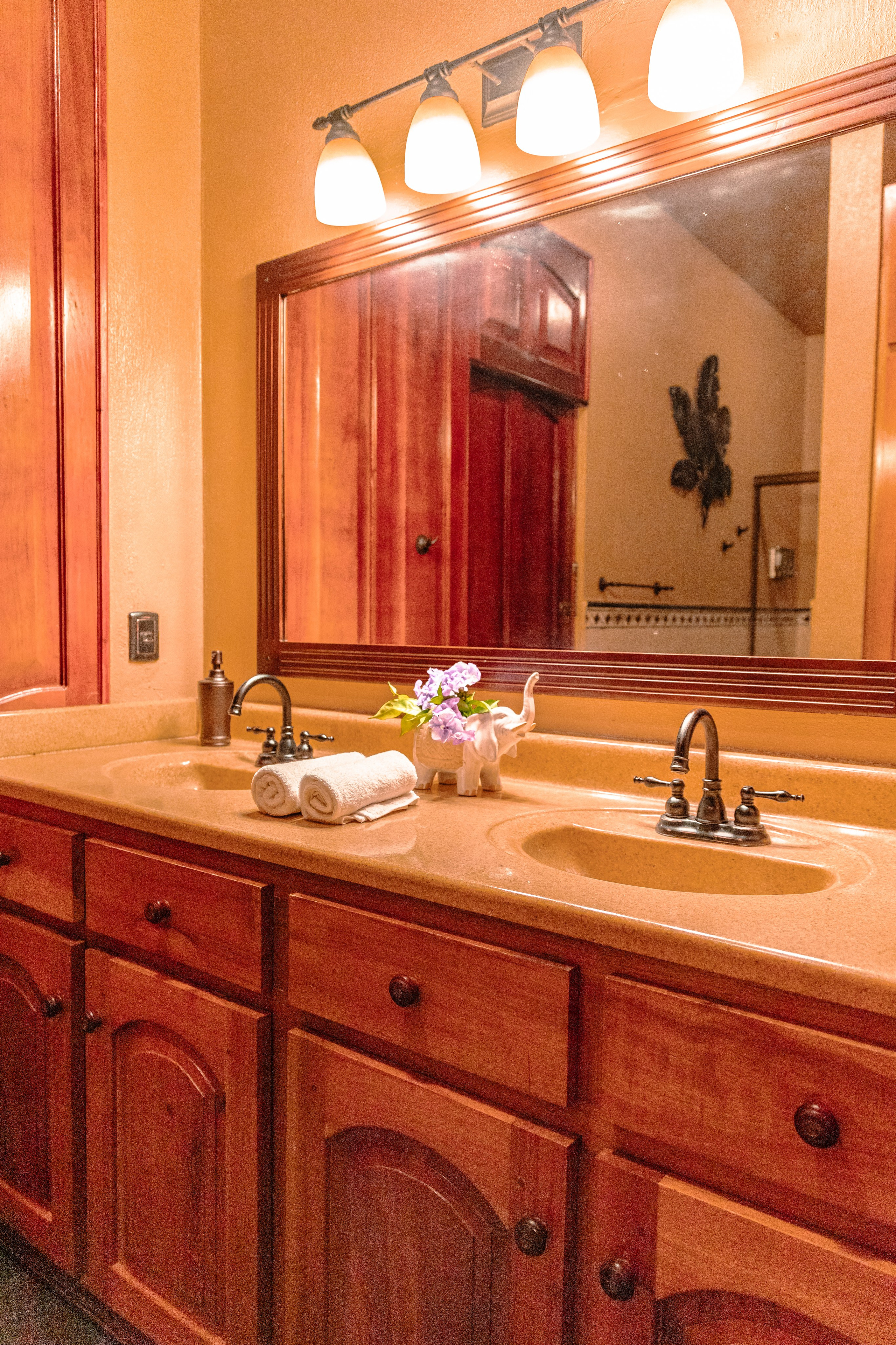 Real estate property for rent in Costa Rica. Family, portrait, content photo in Costa Rica Evgeniya Besprozvannykh