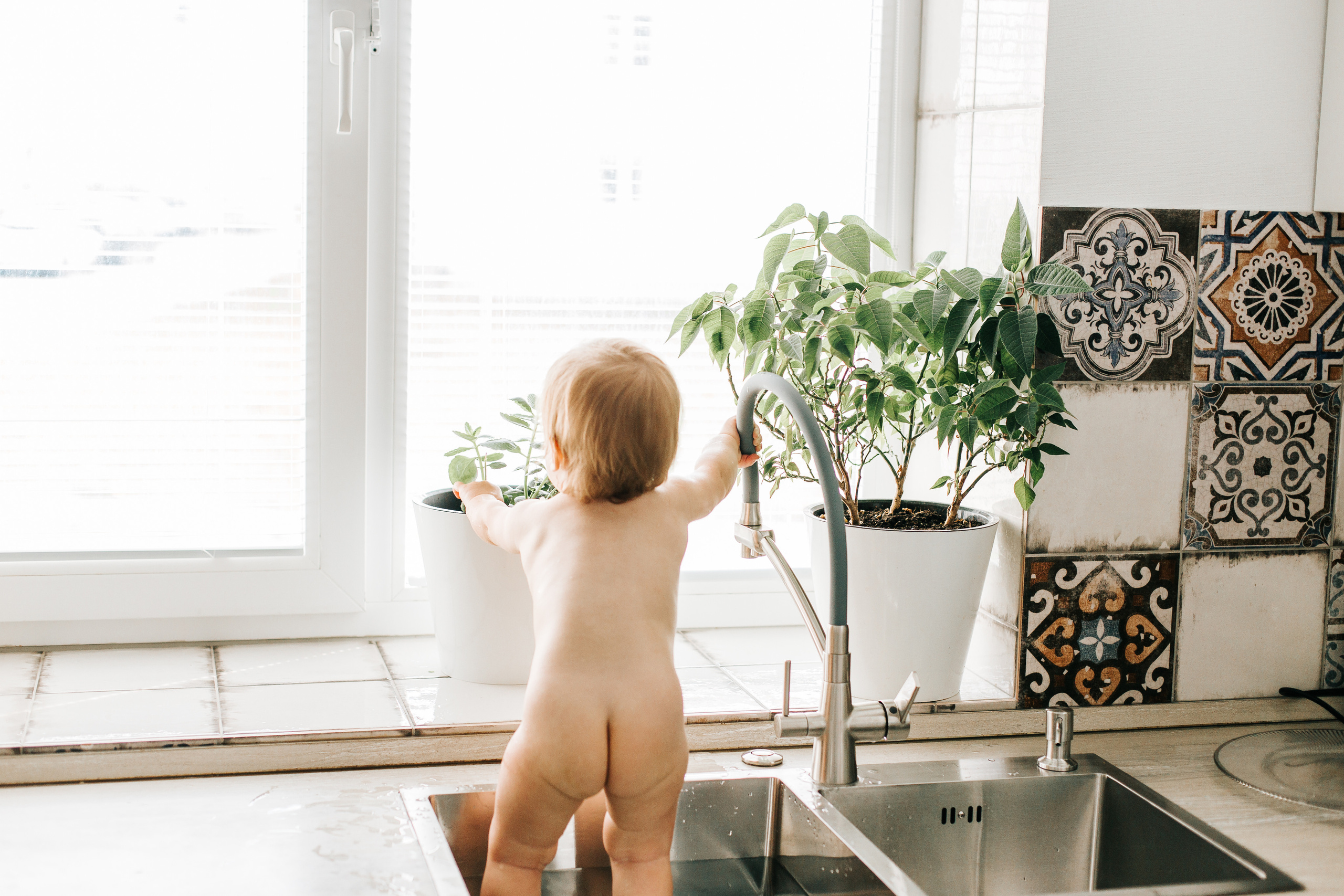 Аделина. Веселые купашки. Фотограф новорожденных и детский в Сергиевом Посаде Кругликова Юлия