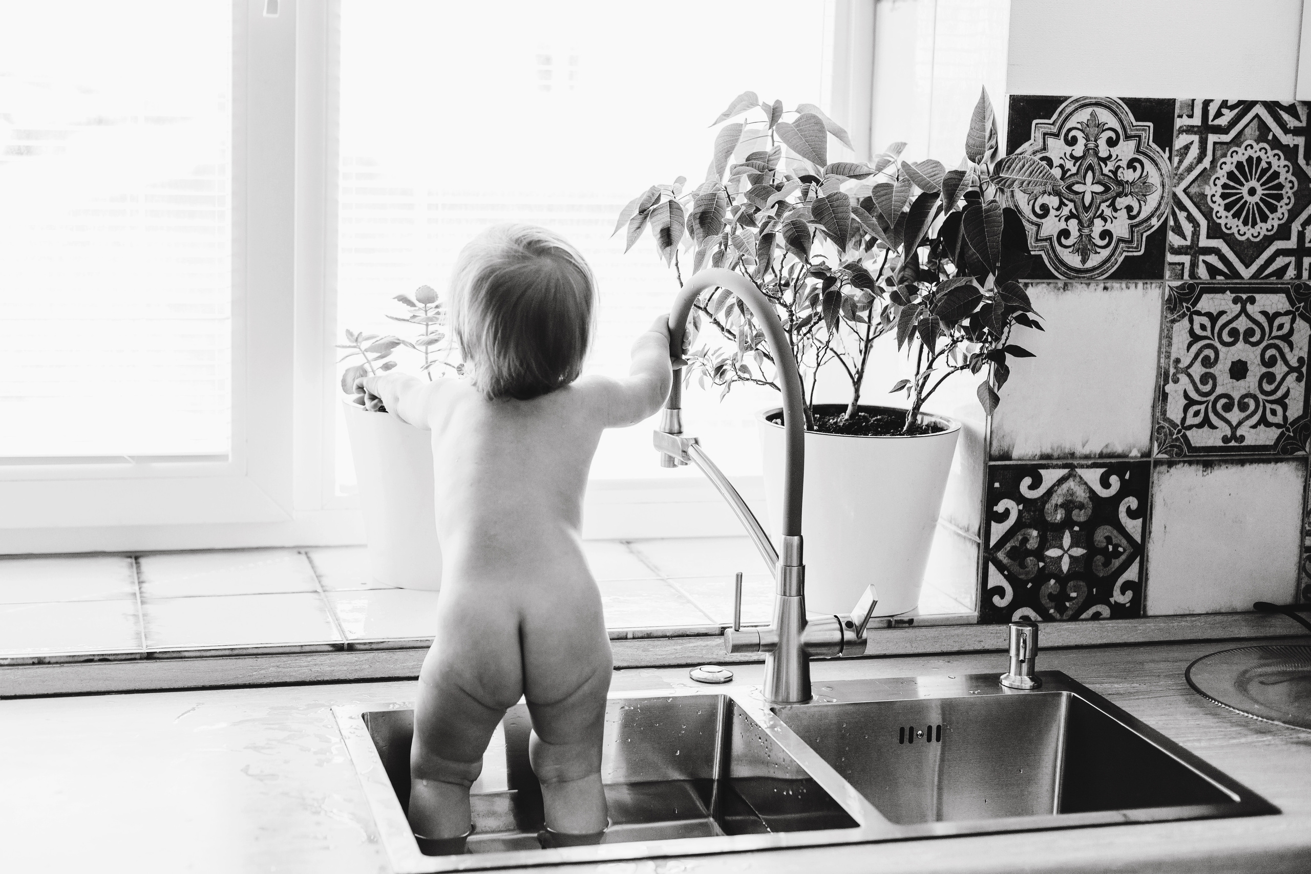 Аделина. Веселые купашки. Фотограф новорожденных и детский в Сергиевом Посаде Кругликова Юлия