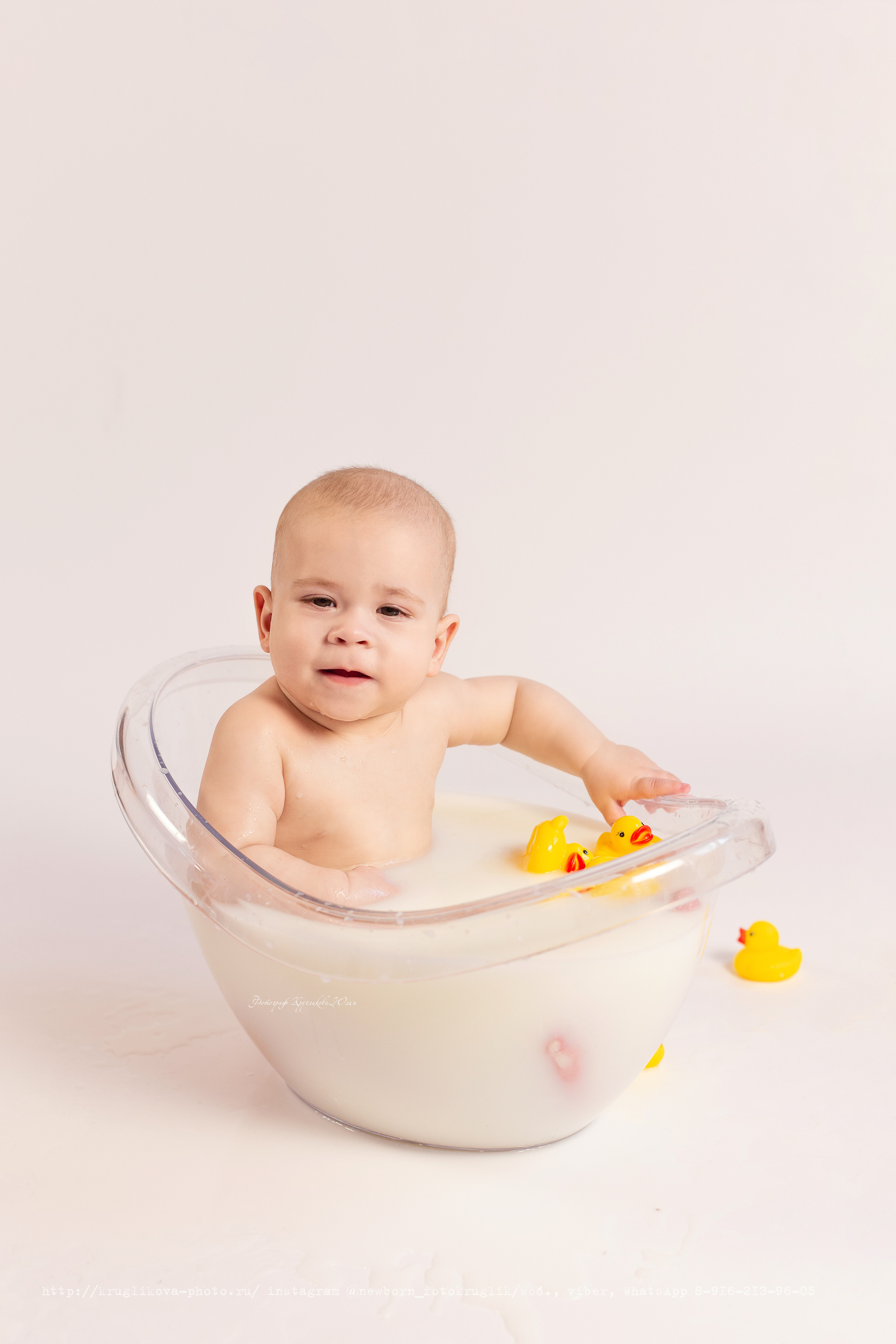 Купание Артемия. 10 месяцев. Фотограф новорожденных и детский в Сергиевом Посаде Кругликова Юлия