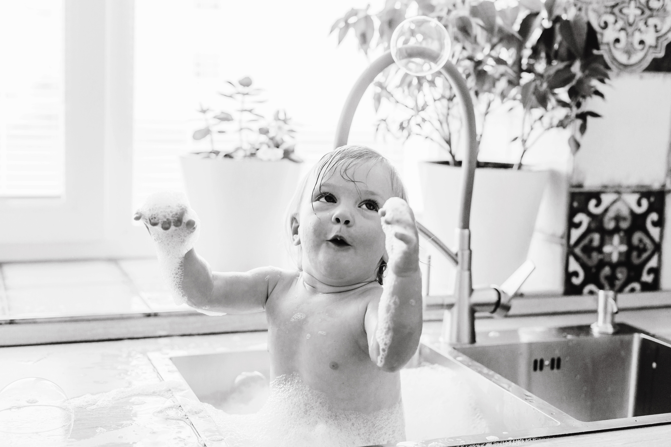 Аделина. Веселые купашки. Фотограф новорожденных и детский в Сергиевом Посаде Кругликова Юлия