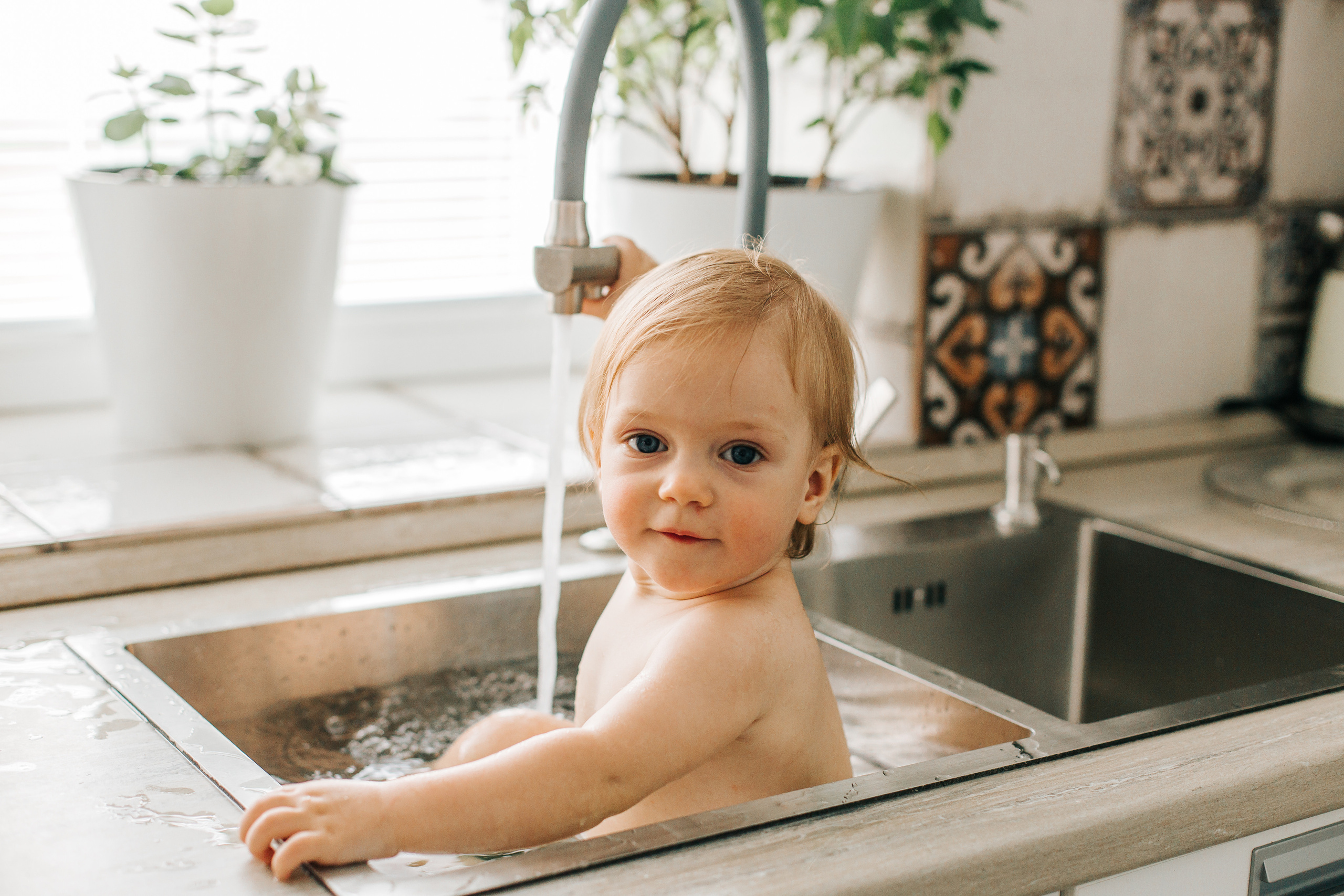 Аделина. Веселые купашки. Фотограф новорожденных и детский в Сергиевом Посаде Кругликова Юлия