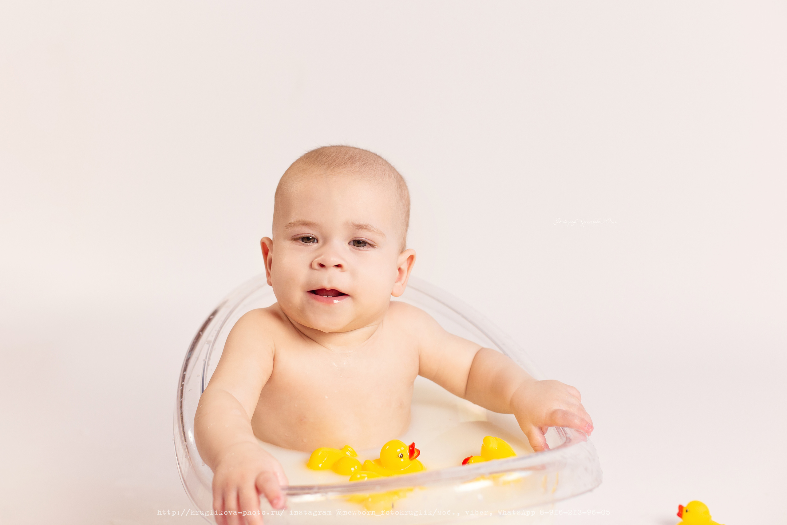 Купание Артемия. 10 месяцев. Фотограф новорожденных и детский в Сергиевом Посаде Кругликова Юлия