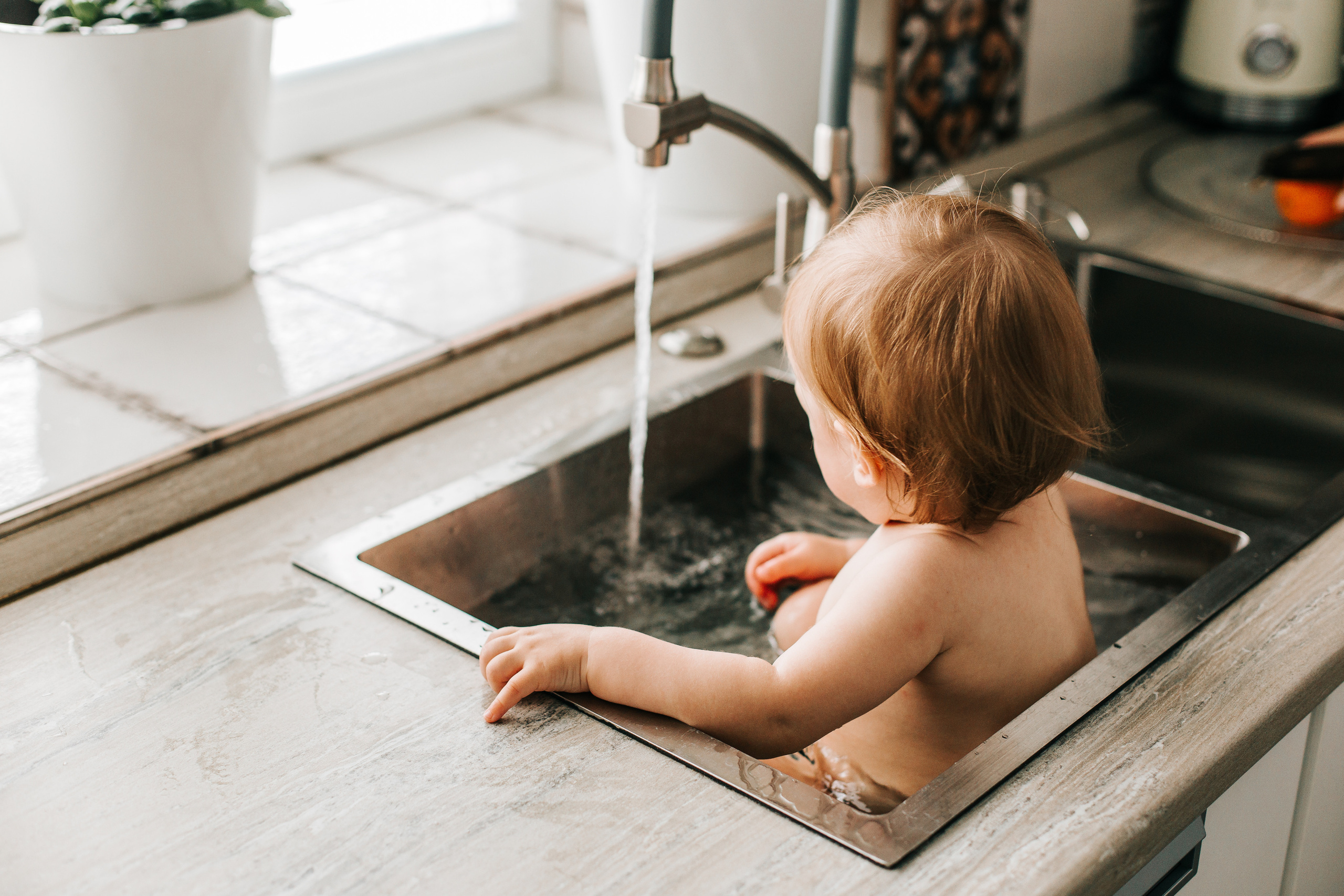 Аделина. Веселые купашки. Фотограф новорожденных и детский в Сергиевом Посаде Кругликова Юлия