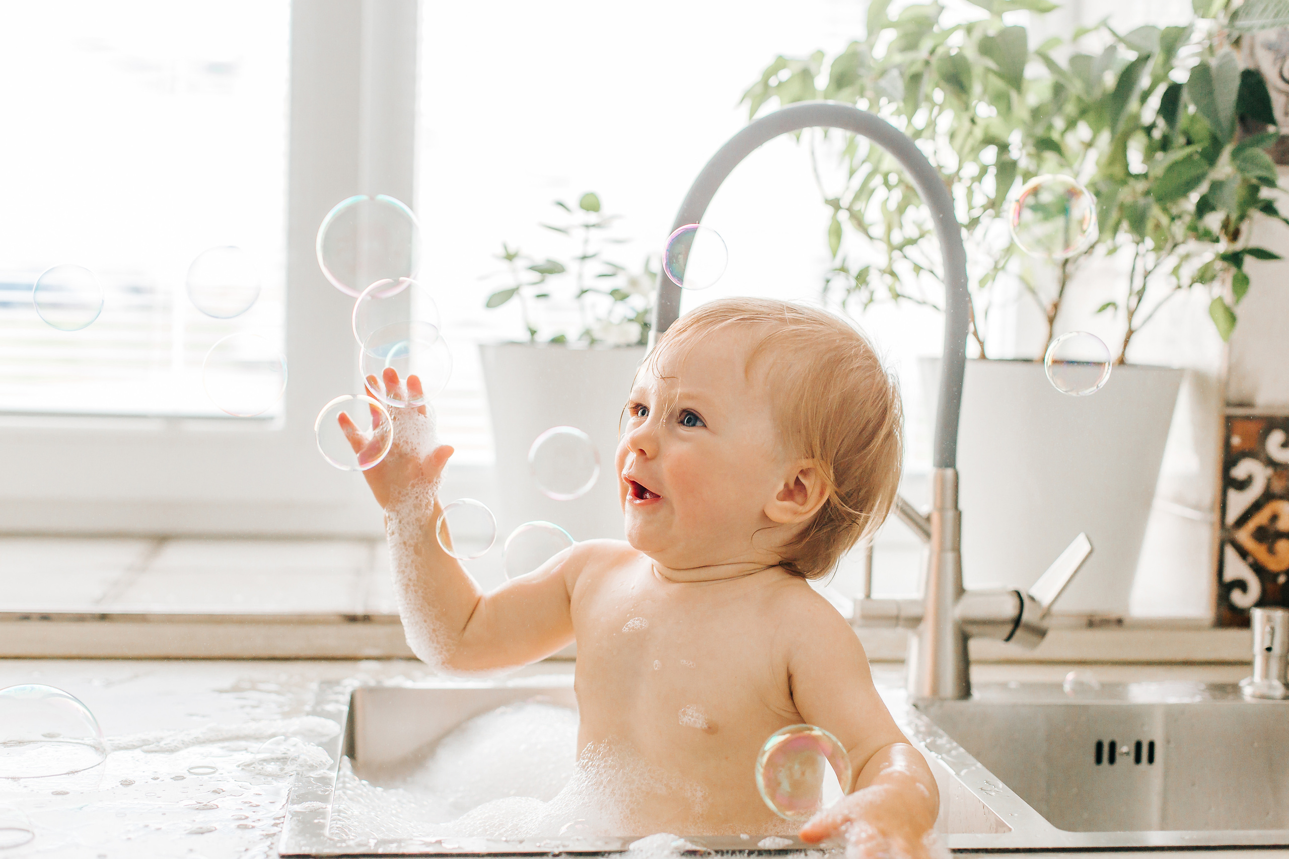 Аделина. Веселые купашки. Фотограф новорожденных и детский в Сергиевом Посаде Кругликова Юлия