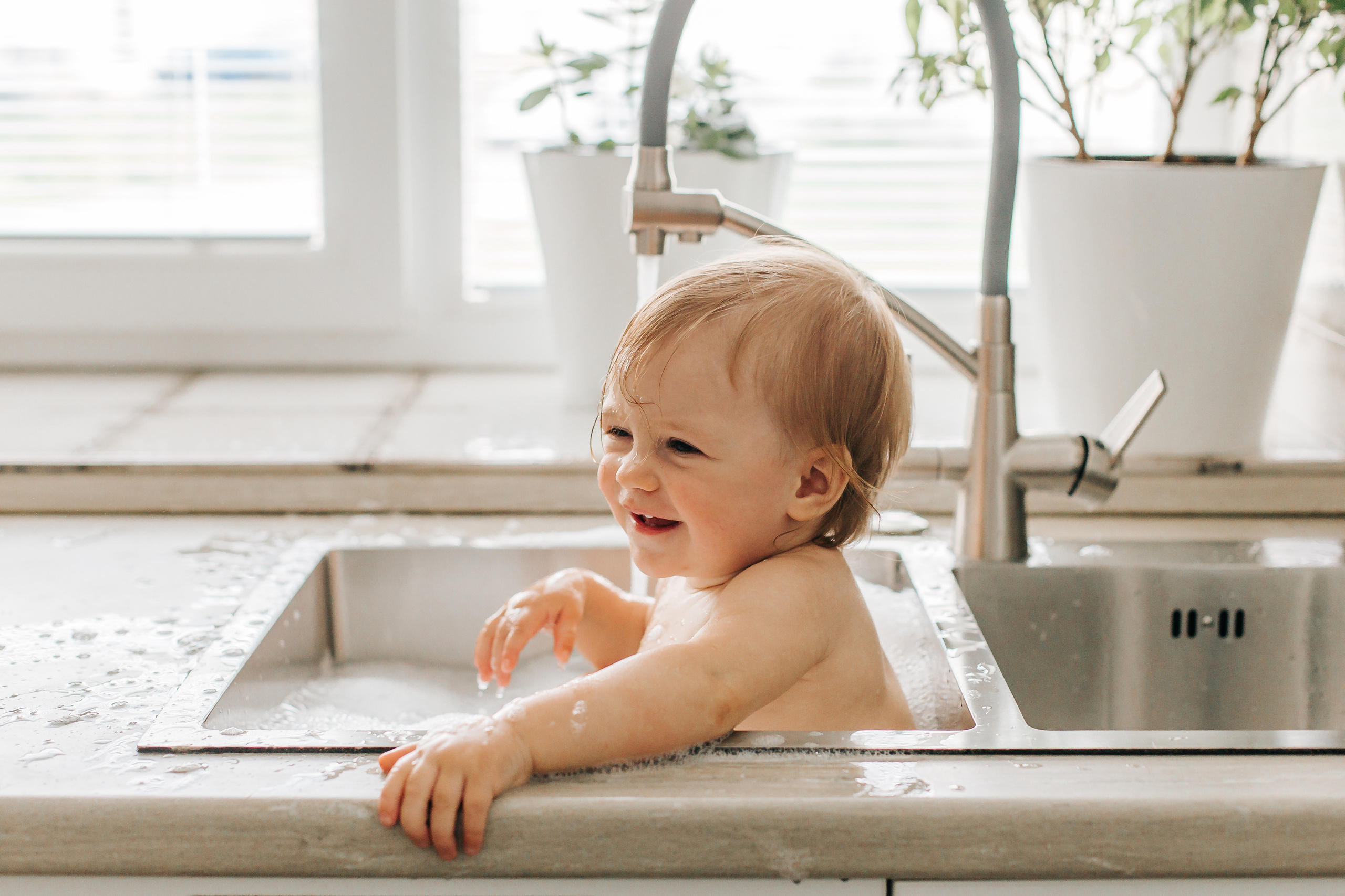 Аделина. Веселые купашки. Фотограф новорожденных и детский в Сергиевом Посаде Кругликова Юлия