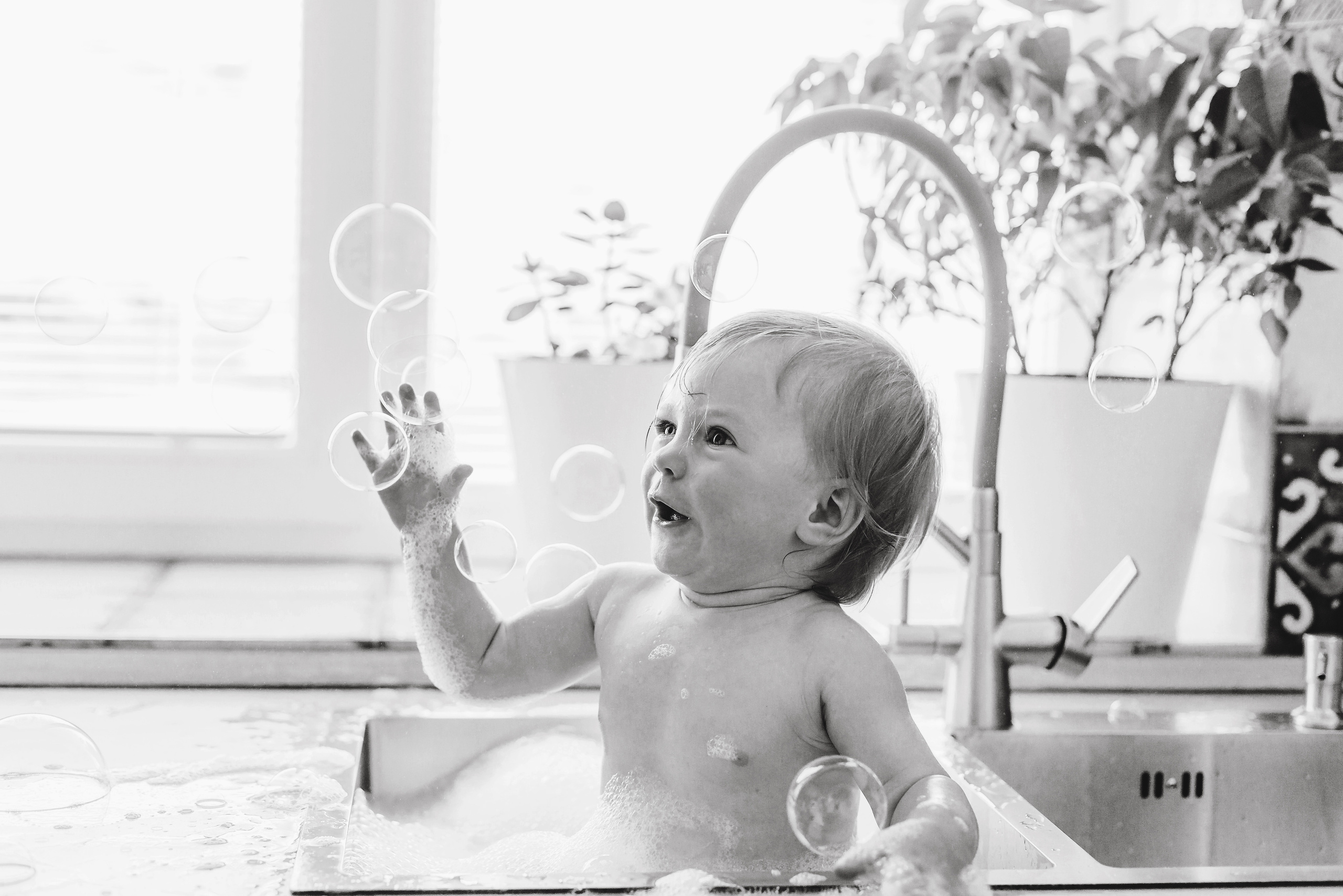 Аделина. Веселые купашки. Фотограф новорожденных и детский в Сергиевом Посаде Кругликова Юлия